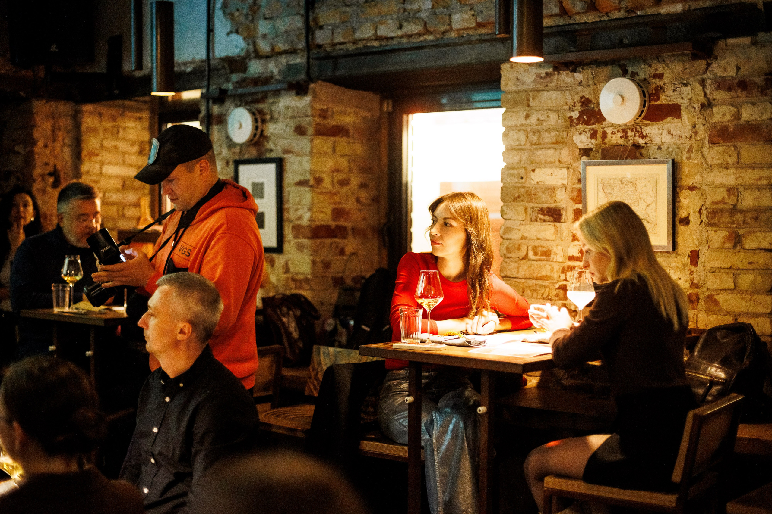 Гастроужин в винном баре ЛЕДНИКЪ. Фотограф Шейдаев Эмин г. Волгоград
