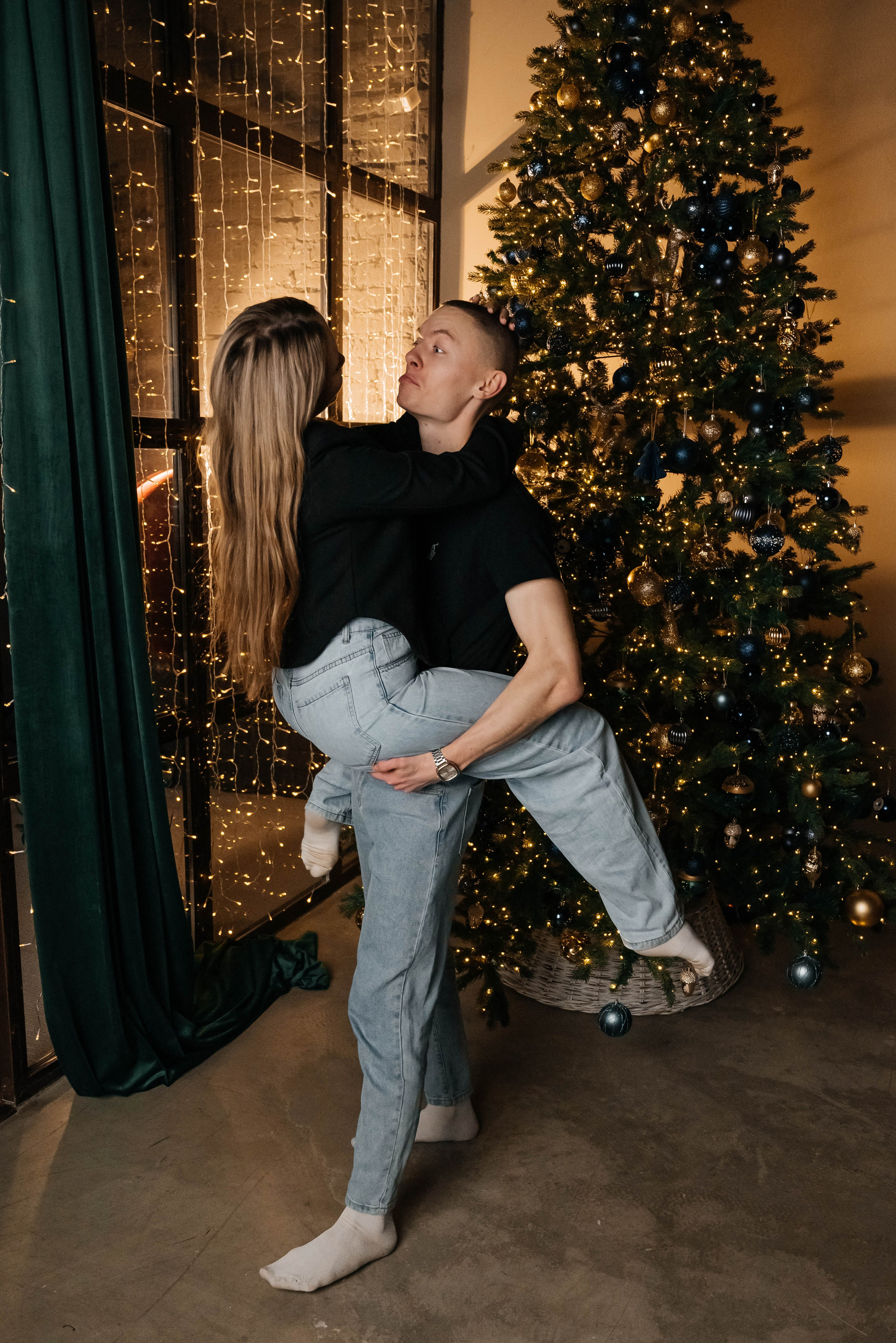 Новогодняя съёмка для Виктории и Вадима. Свадебный и семейный фотограф г. Ярославль Савинская Анастасия