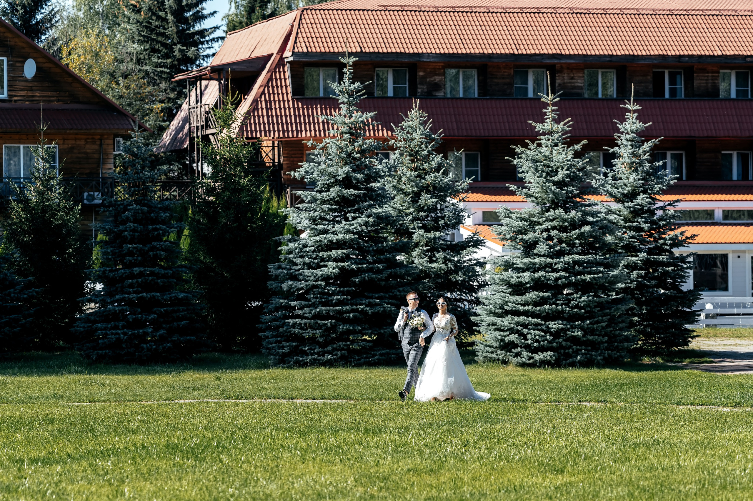 Медвежьи озера и любовь. Свадебная фотоистория. Свадебный и семейный фотограф Виктория Носачёва. Щелково, Москва и МО