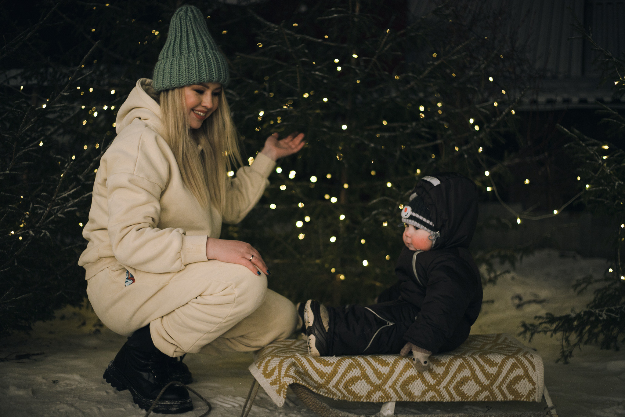 В фотостудии на открытом воздухе. Фотограф в Иркутске Тома Кабанова