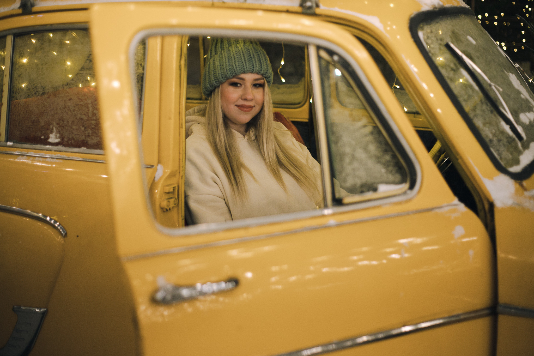 В фотостудии на открытом воздухе. Фотограф в Иркутске Тома Кабанова