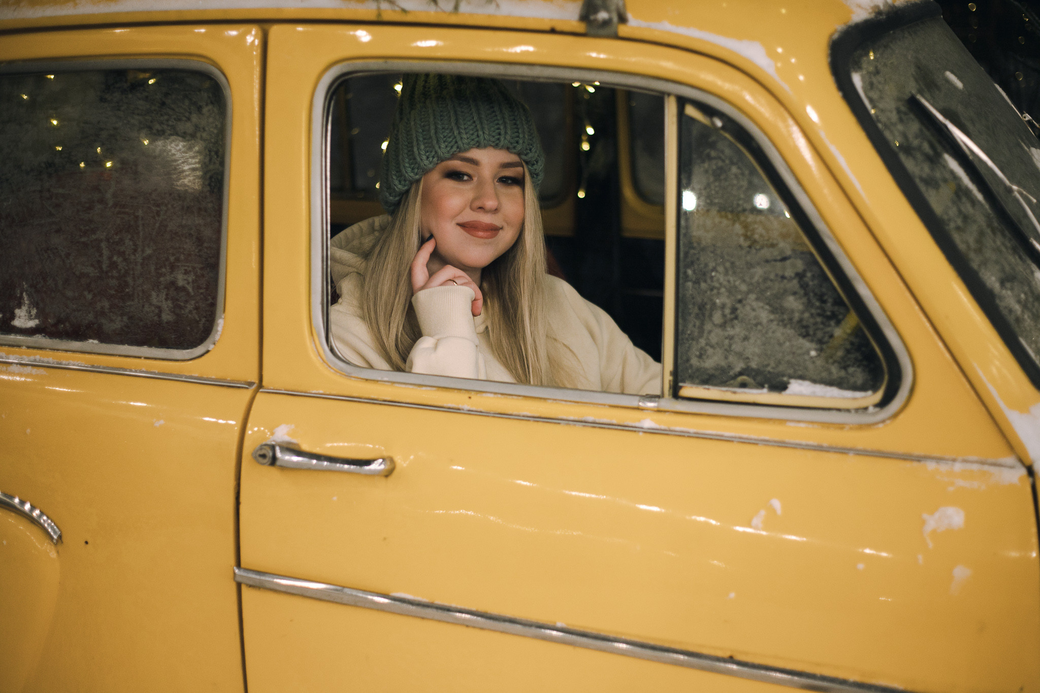 В фотостудии на открытом воздухе. Фотограф в Иркутске Тома Кабанова