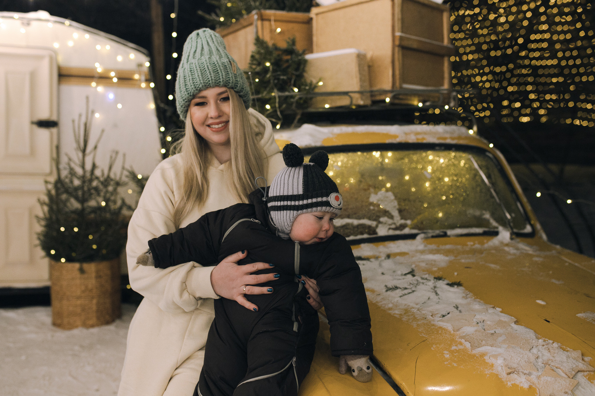 В фотостудии на открытом воздухе. Фотограф в Иркутске Тома Кабанова