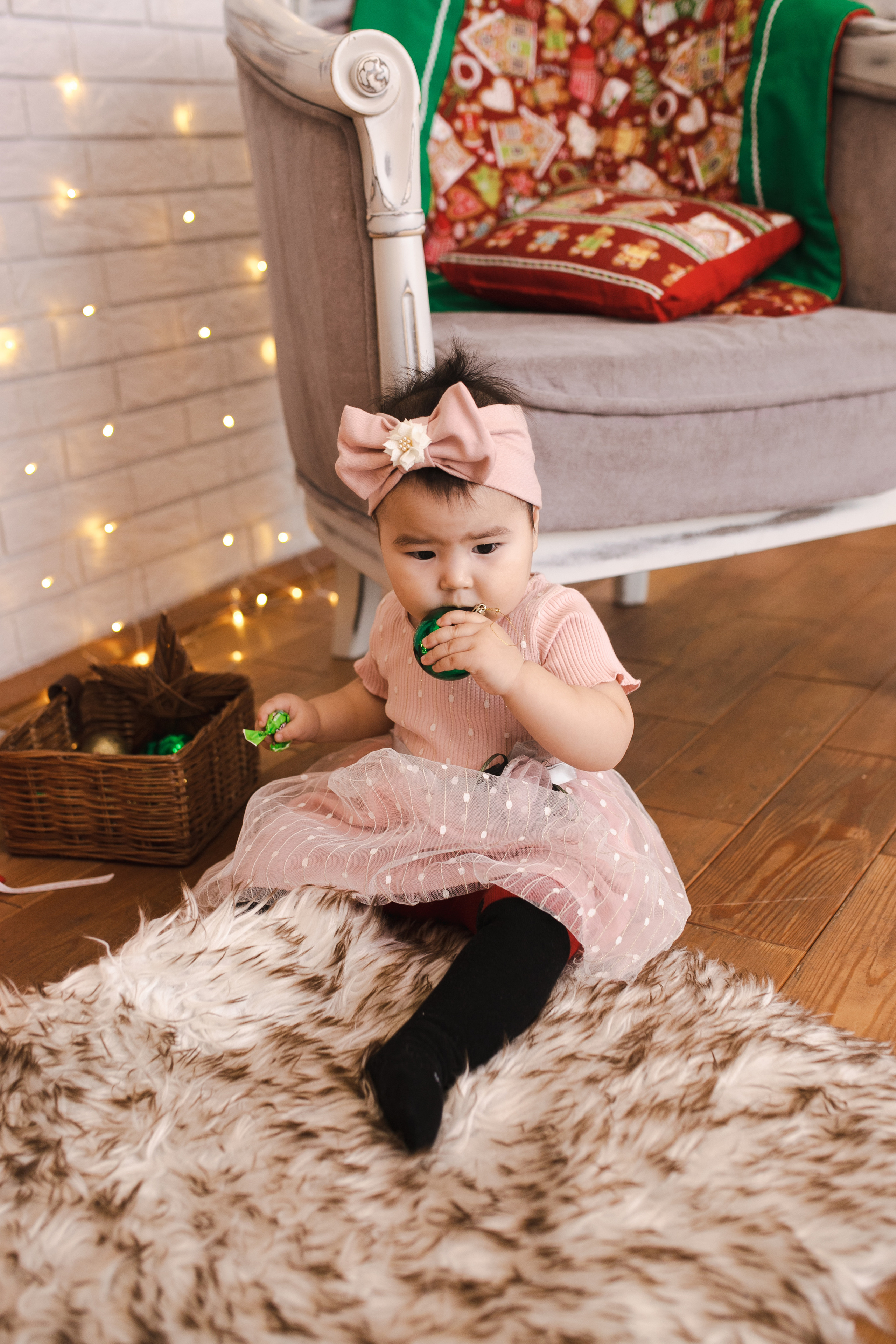 Семейная студийная фотосессия. Фотограф в Иркутске Тома Кабанова