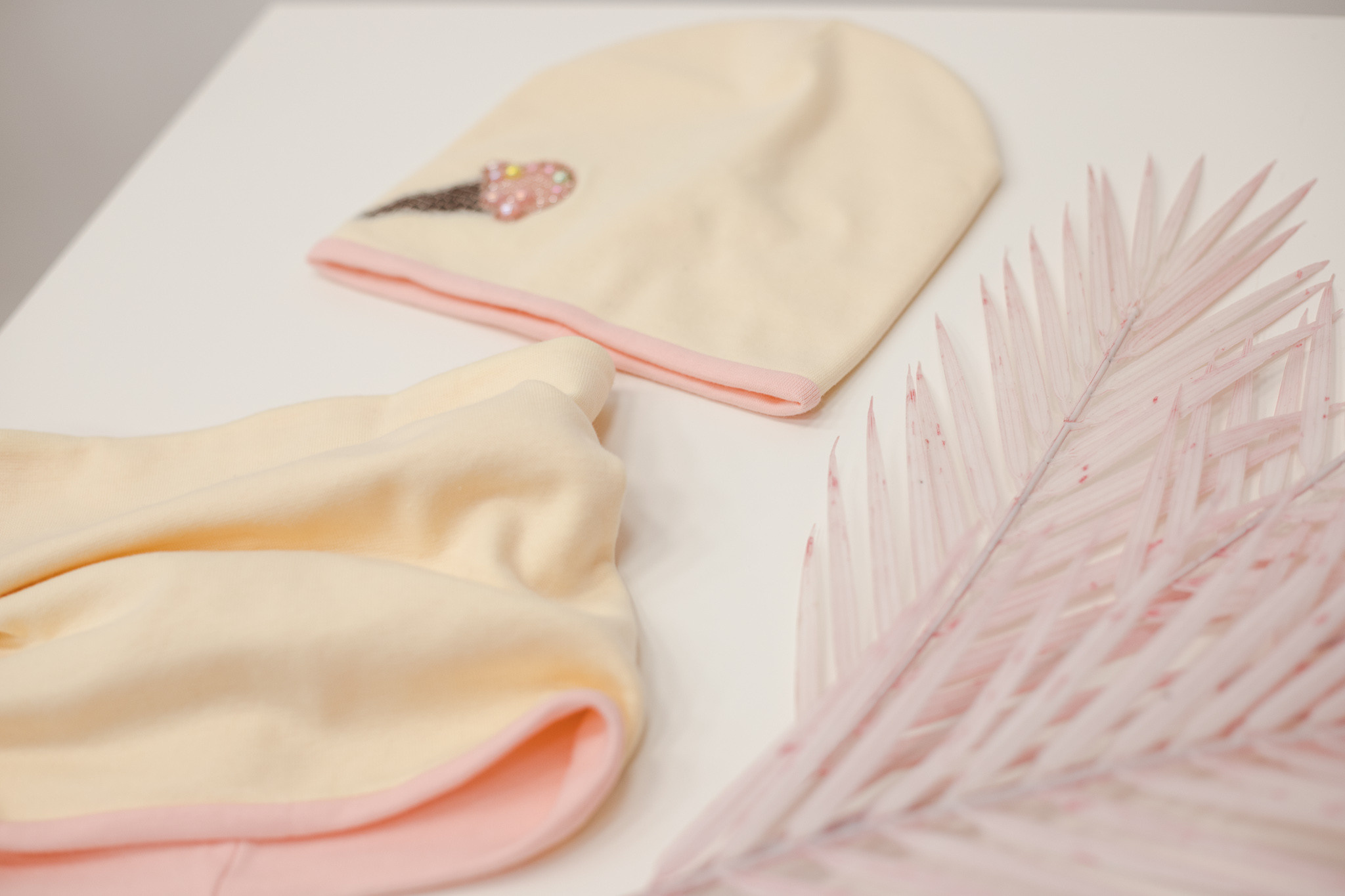 Контент съемка для магазина детской одежды. Фотограф в Иркутске Тома Кабанова