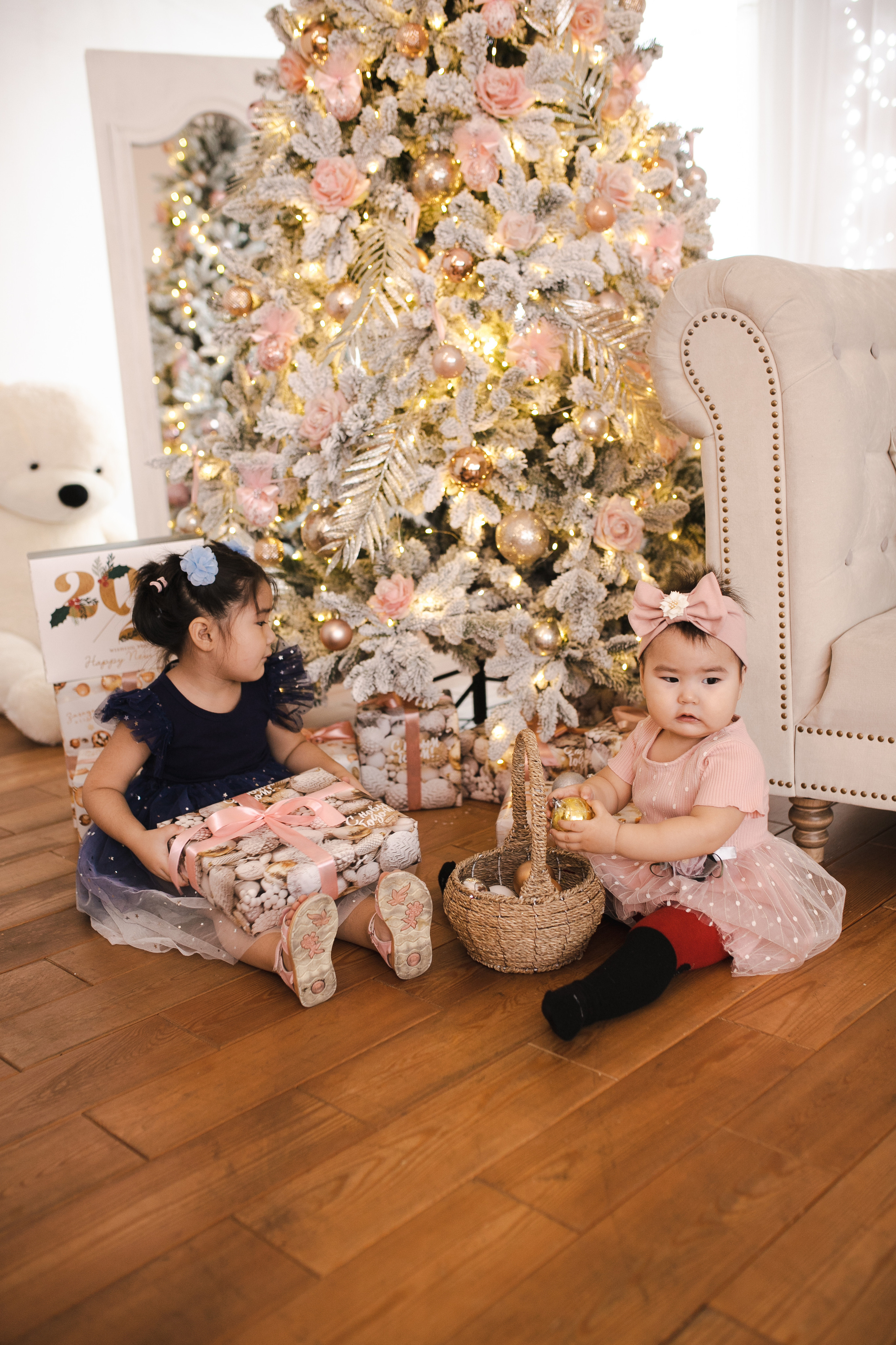 Семейная студийная фотосессия. Фотограф в Иркутске Тома Кабанова