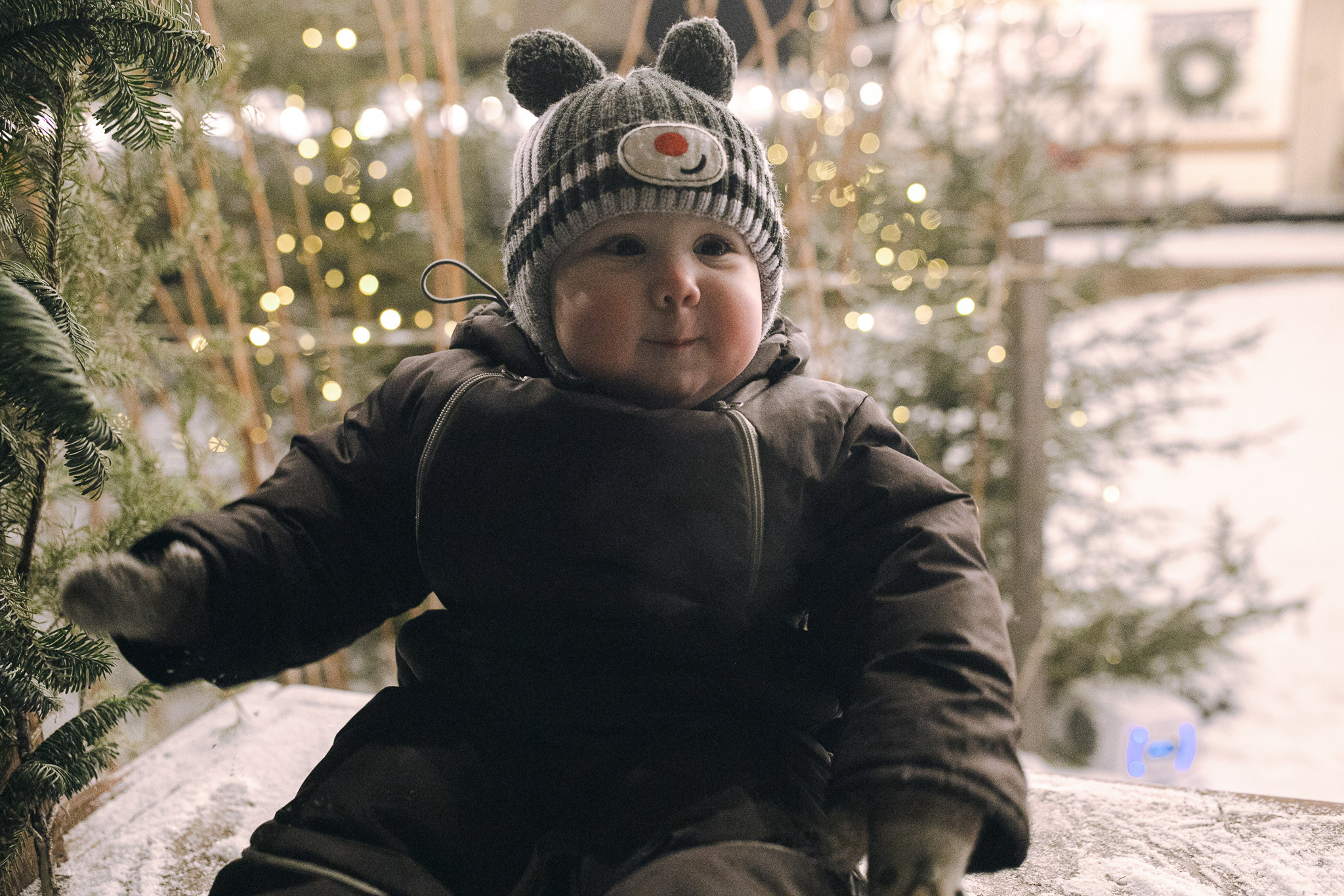 В фотостудии на открытом воздухе. Фотограф в Иркутске Тома Кабанова