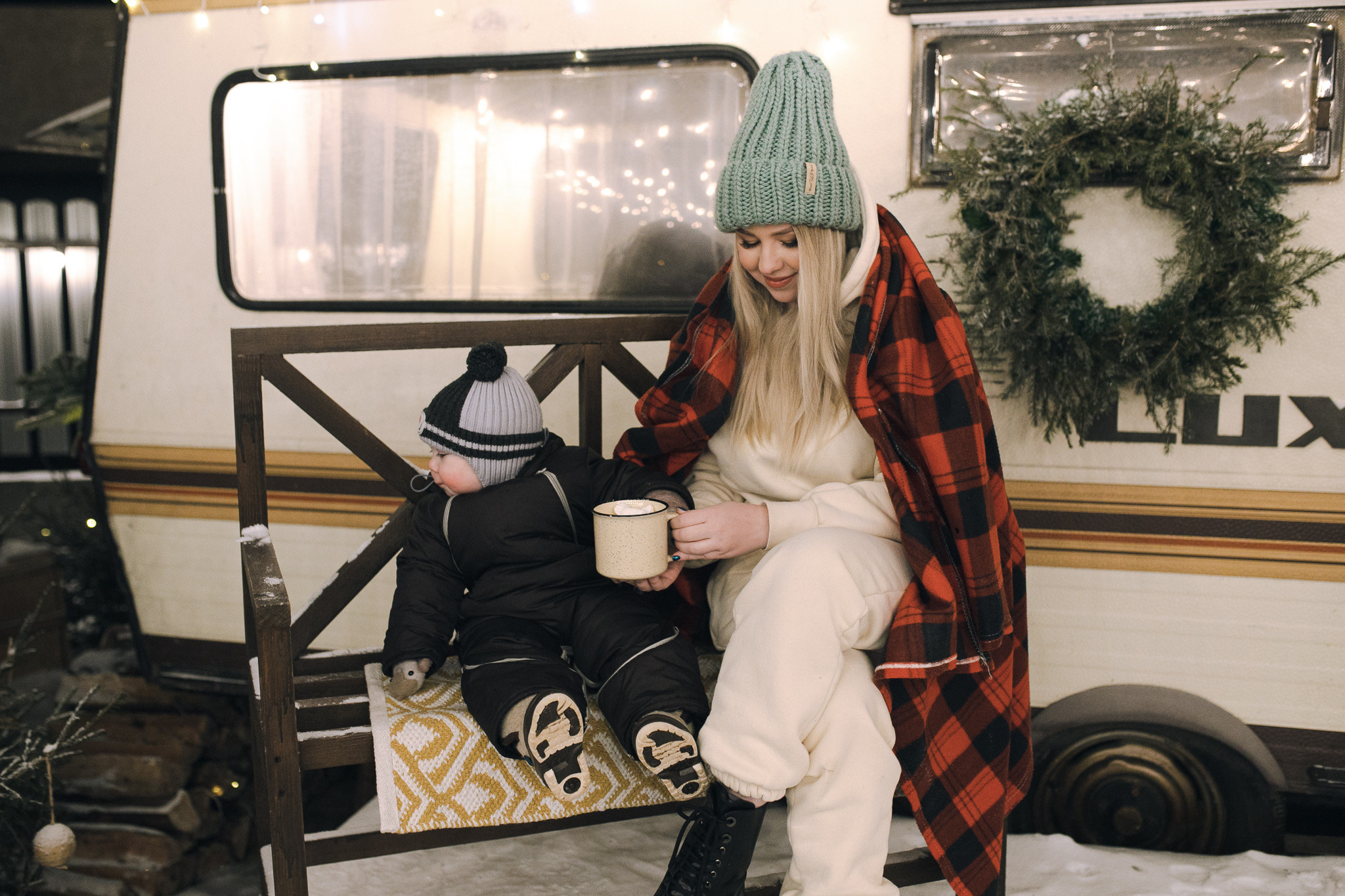 В фотостудии на открытом воздухе. Фотограф в Иркутске Тома Кабанова