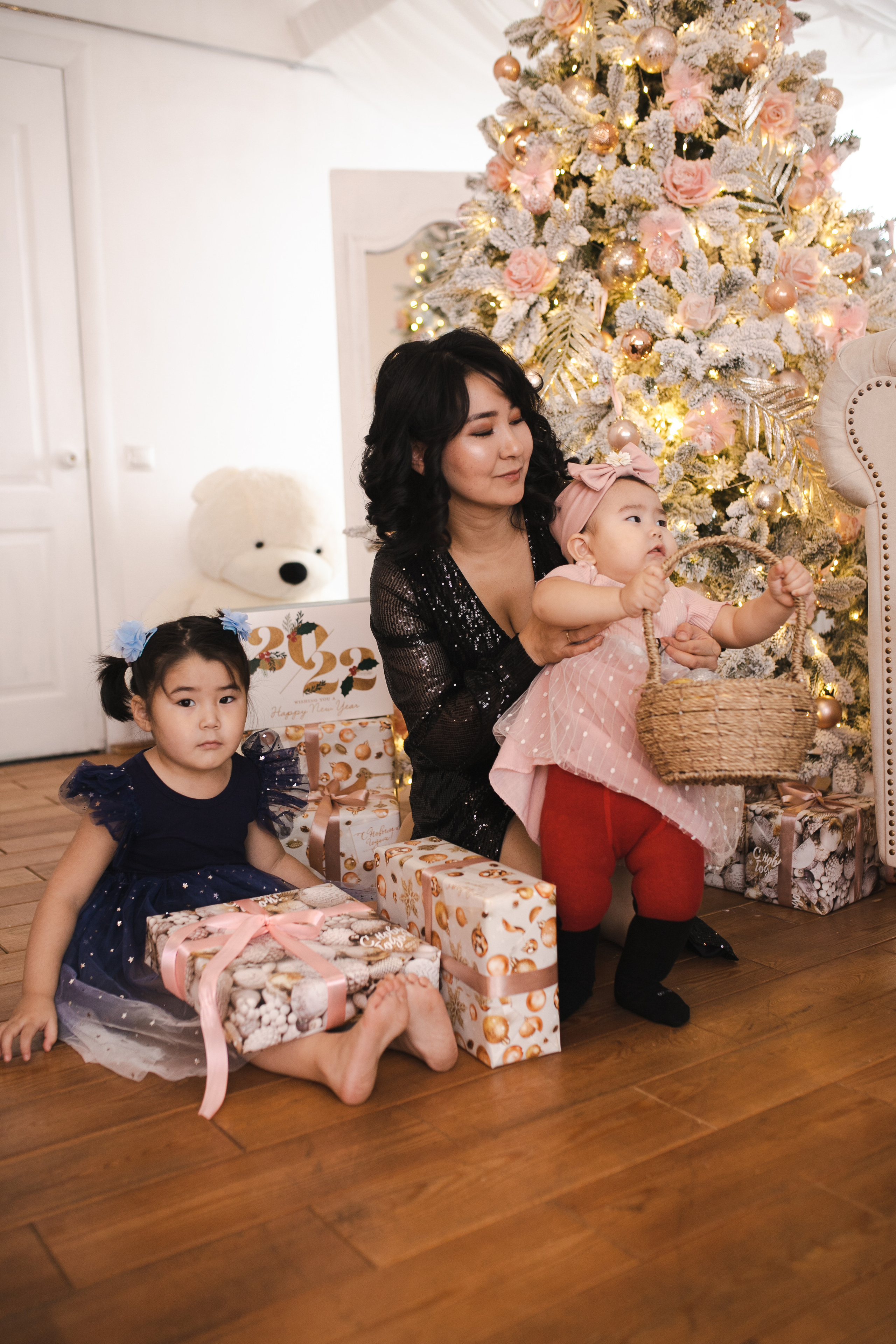 Семейная студийная фотосессия. Фотограф в Иркутске Тома Кабанова