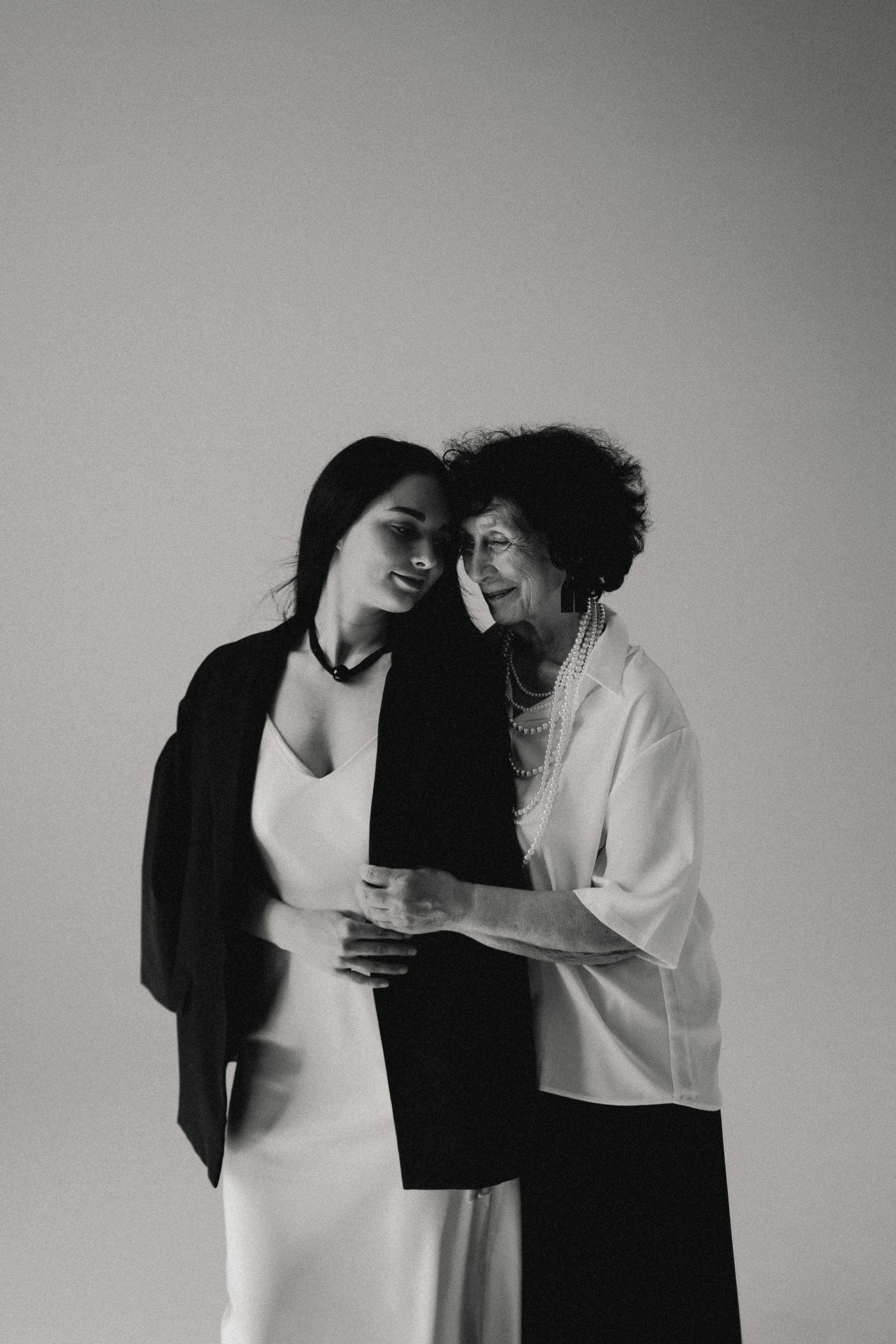 Рита и ее бабушка. Фотограф Блинова Арина | Санк-Петербург