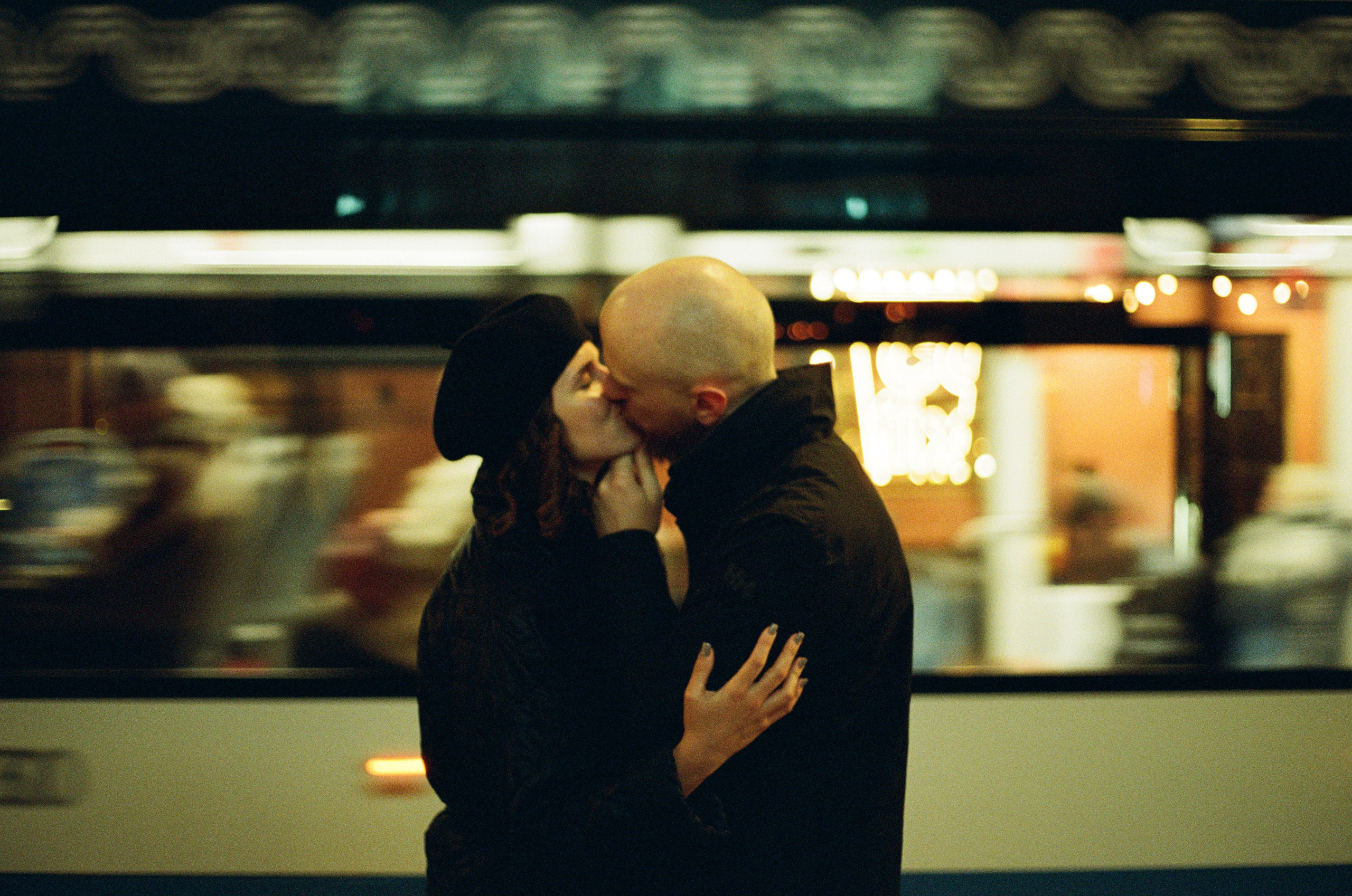 Дима и Саша. Тёплый ноябрь. Настя Оленченко, портретный/семейный фотограф на цифру и плёнку Москва