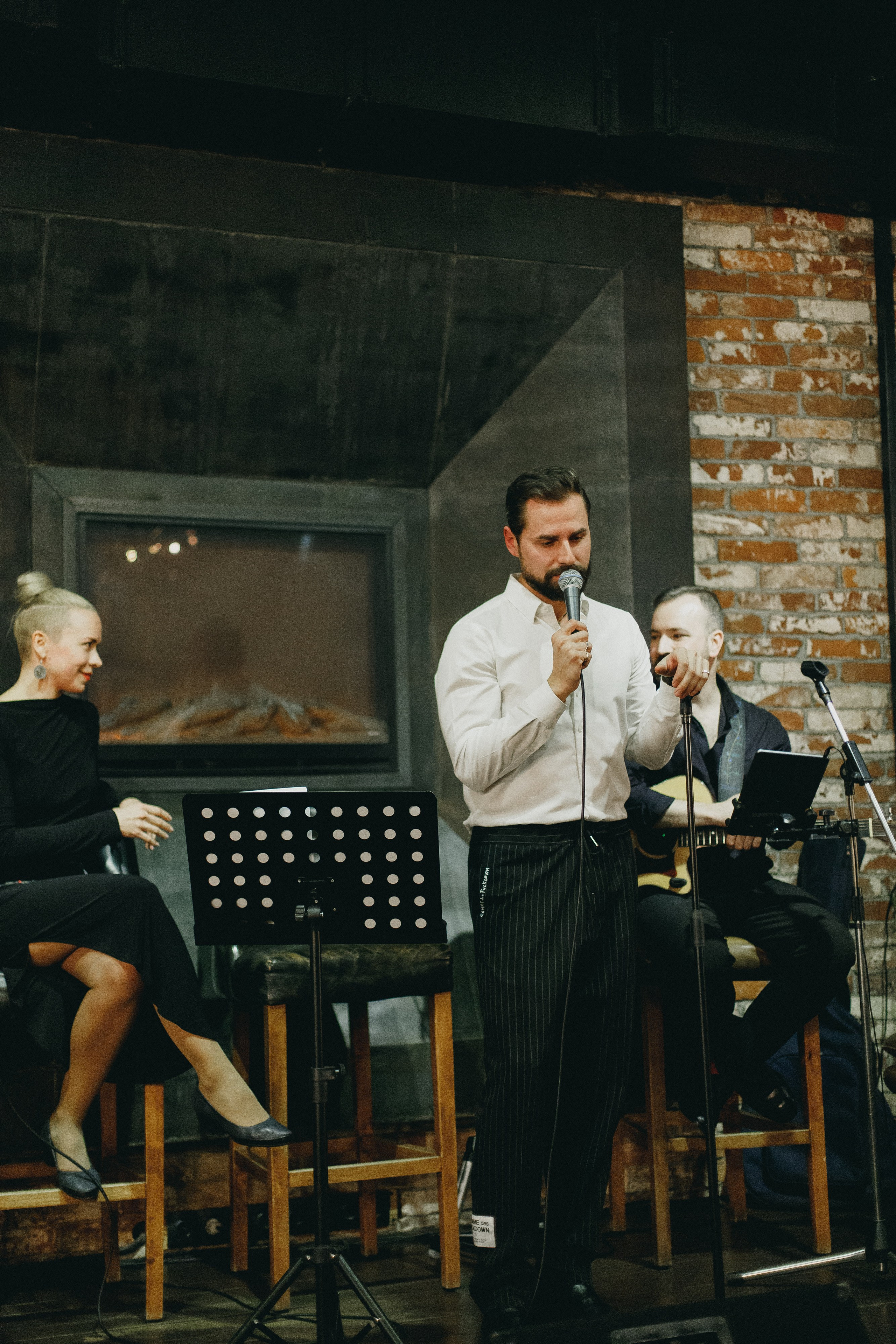 Музыкально-поэтический вечер с Иваном Засухиным. СВОИ. ФОТООТЧЕТЫ-СОБЫТИЯ-МЕСТА