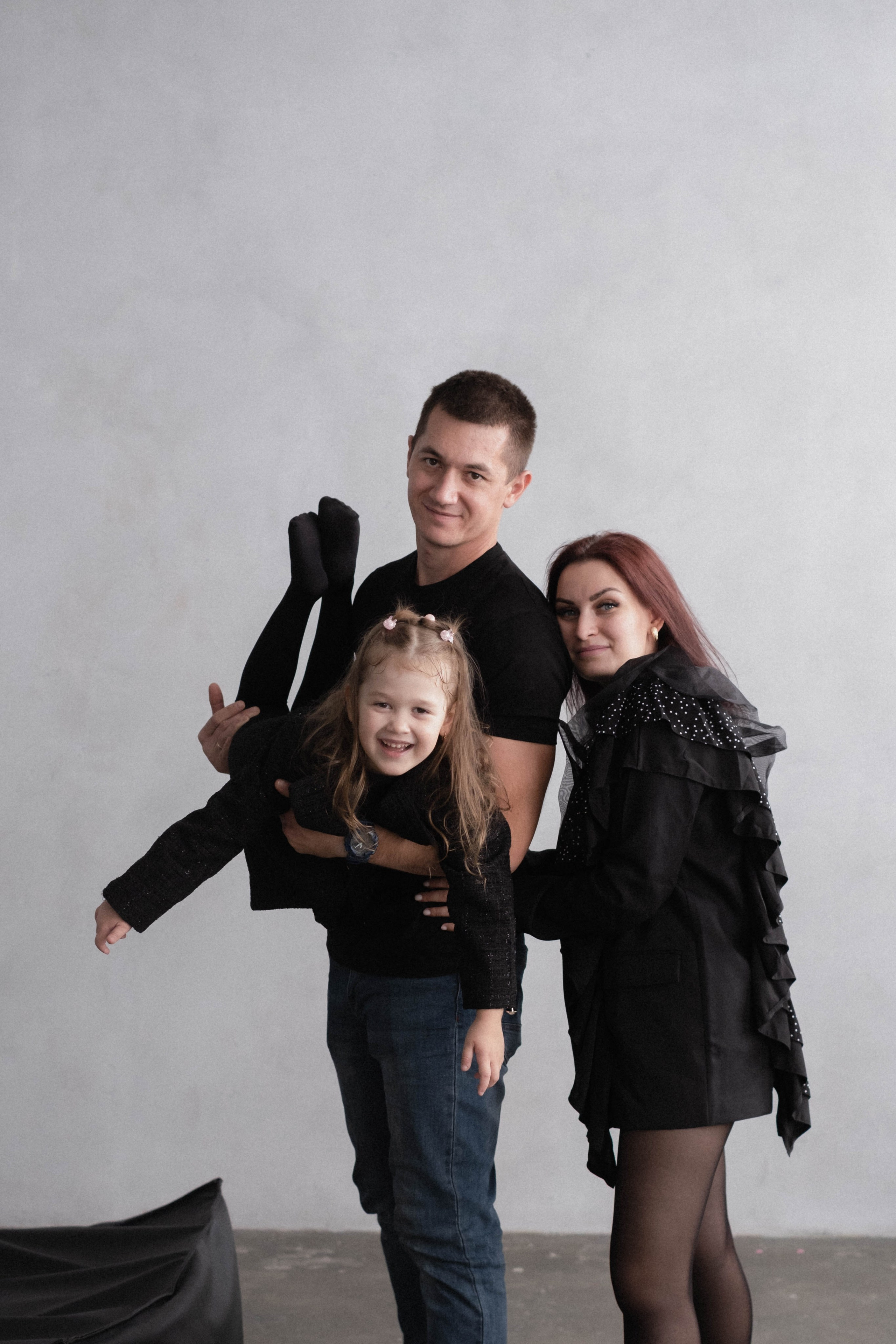 Семейная студийная фотосессия. Свадебный и семейный фотограф г. Волгоград Биленко Ангелина