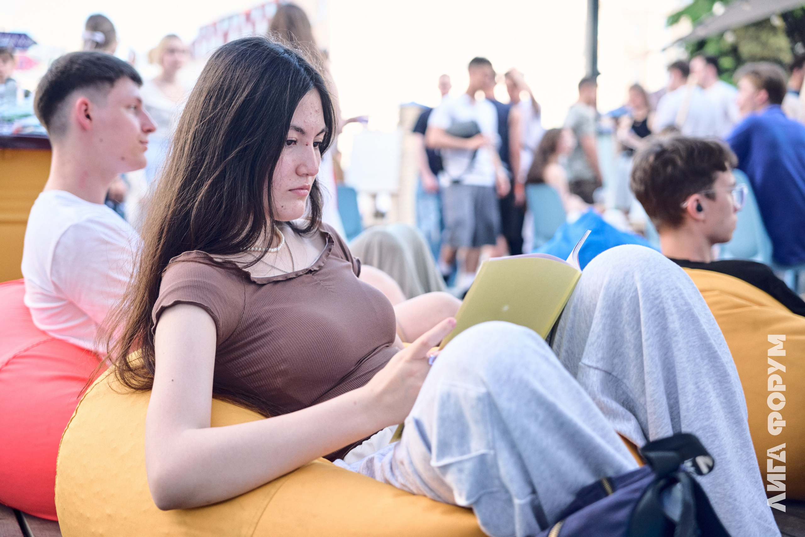 Тусовка Лига Форум 2025 — Репортажная съёмка | Казань. Фотограф Халитов Фидаиль — Казань | Мероприятия, Портреты, Репортажи