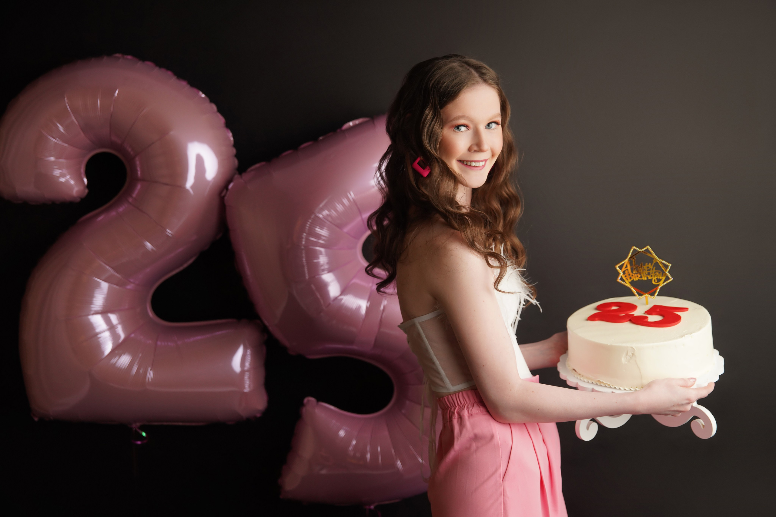 Женский портрет. Фотограф новорожденных. Семейный и детский фотограф в городе Сургуте