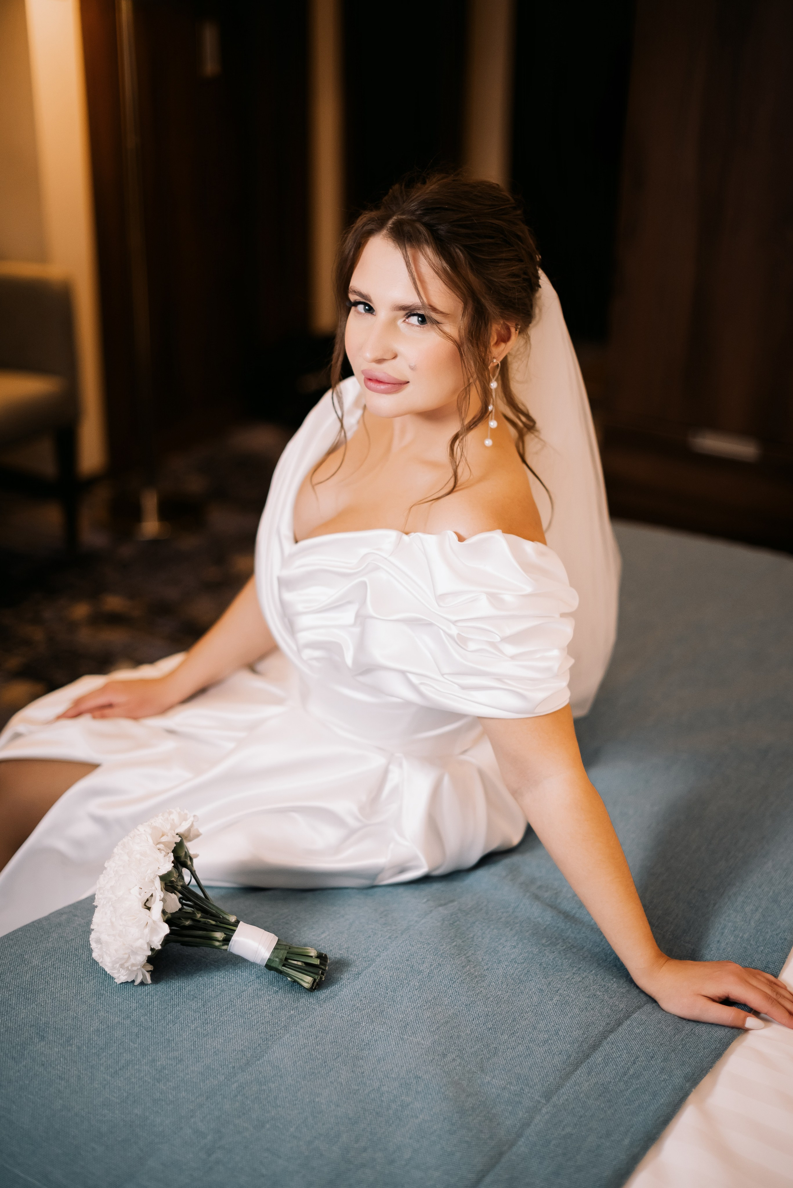 Свадебная фотосессия в отеле Томь г. Кемерово