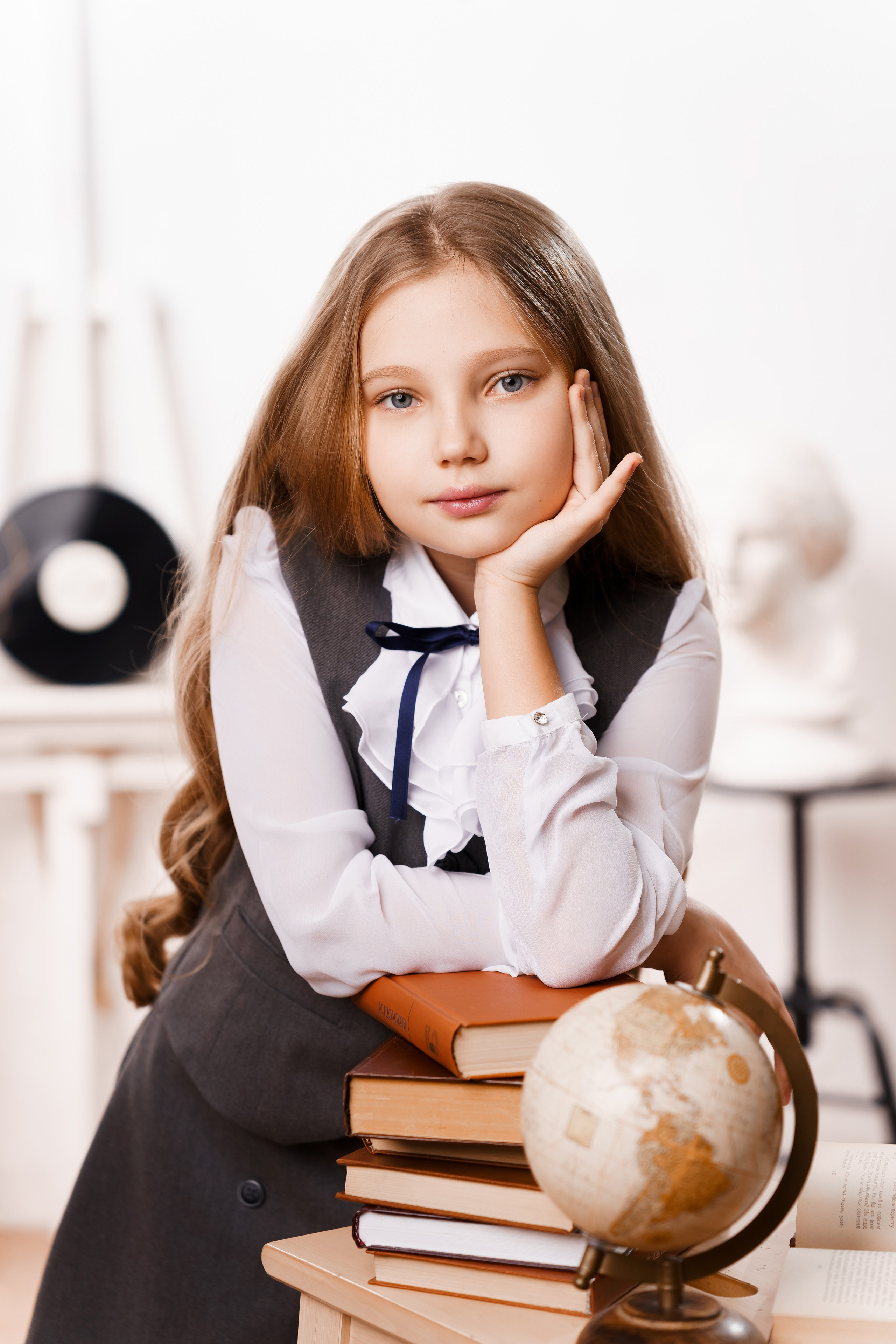 Белая. Выпускные альбомы и фотосессии в Кирове от Протасовой Жени