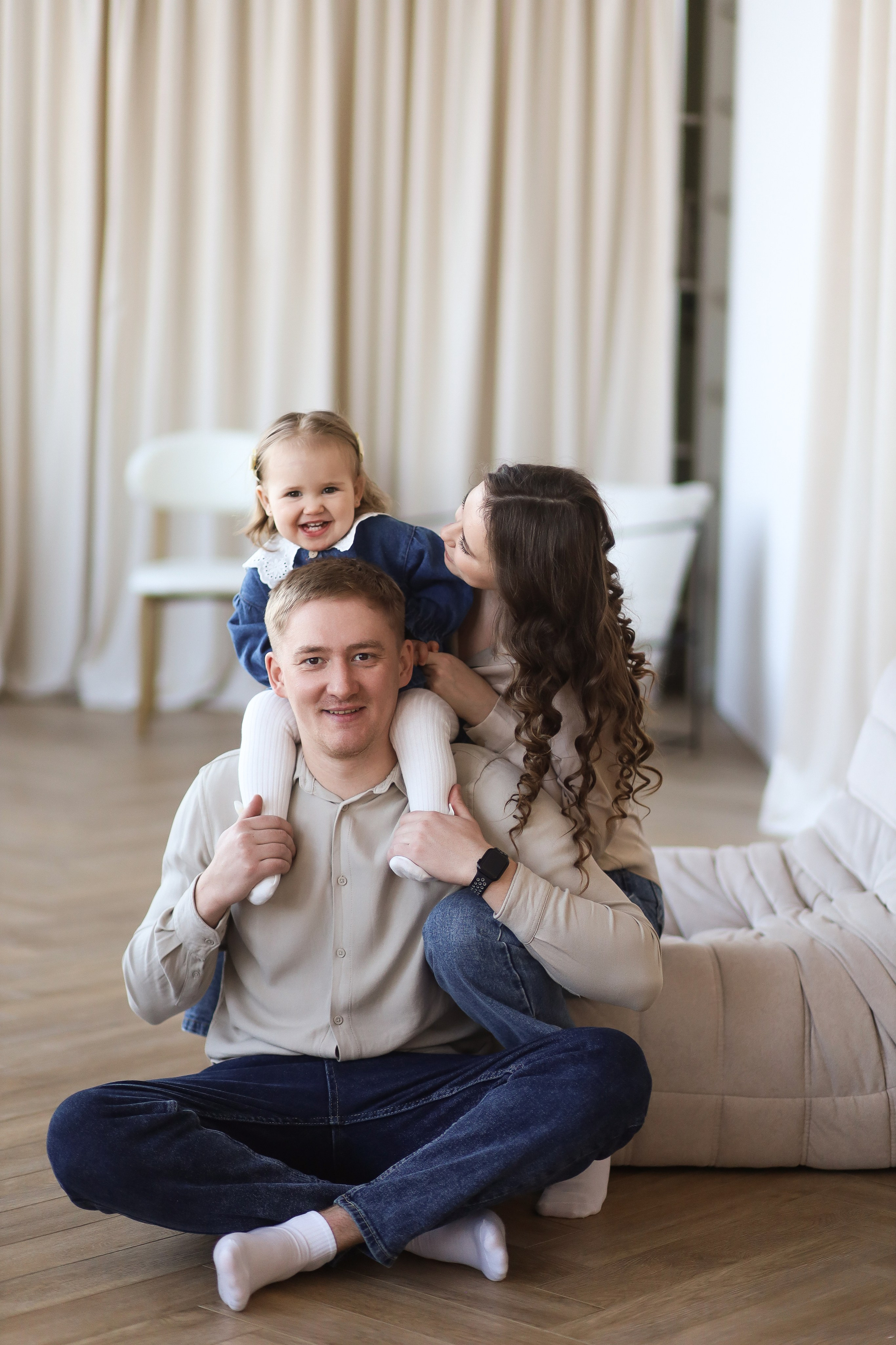 Миша, Вика и малышка Мия. ФОТОГРАФ ХАБАРОВСК АНАСТАСИЯ РАЧЕНКОВА