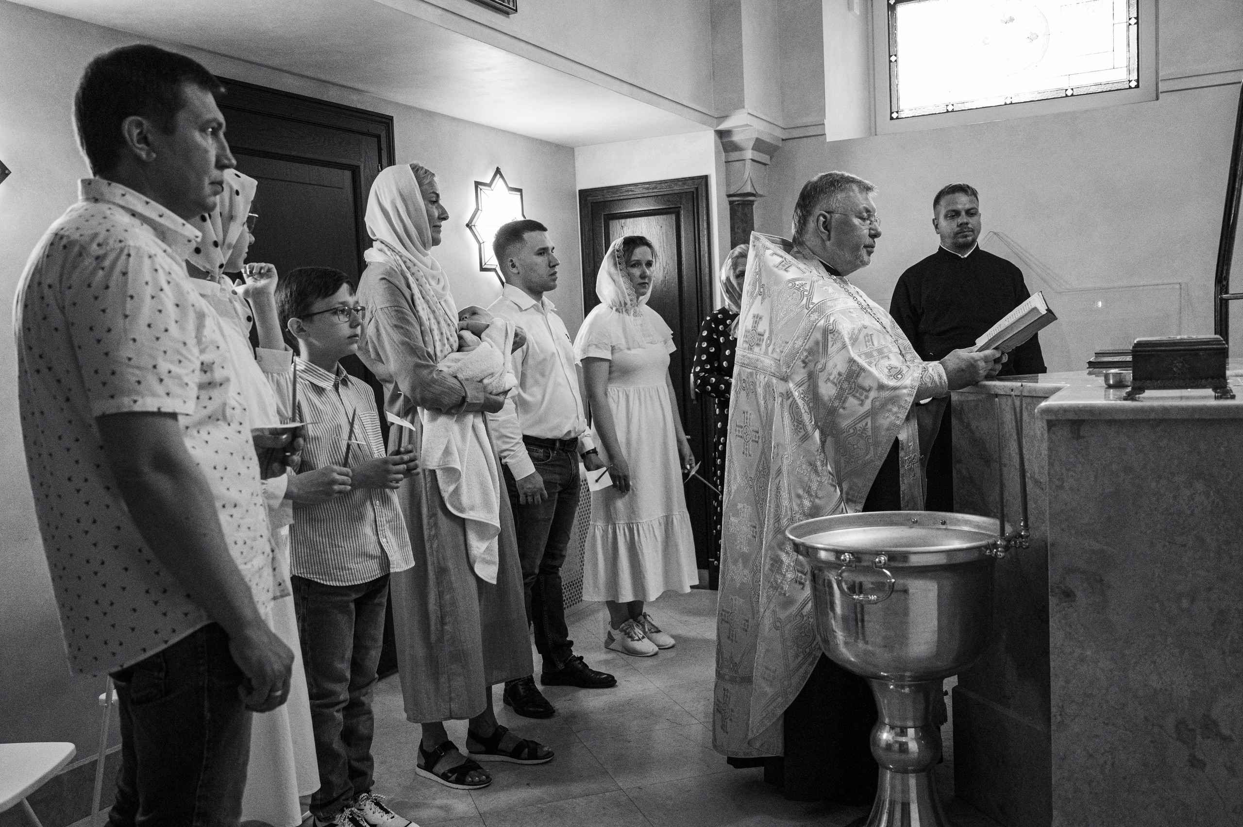 Крещение Марии. Храм Рождества Христова на Песках. Фотограф на роды СПБ Юлия Герасимова