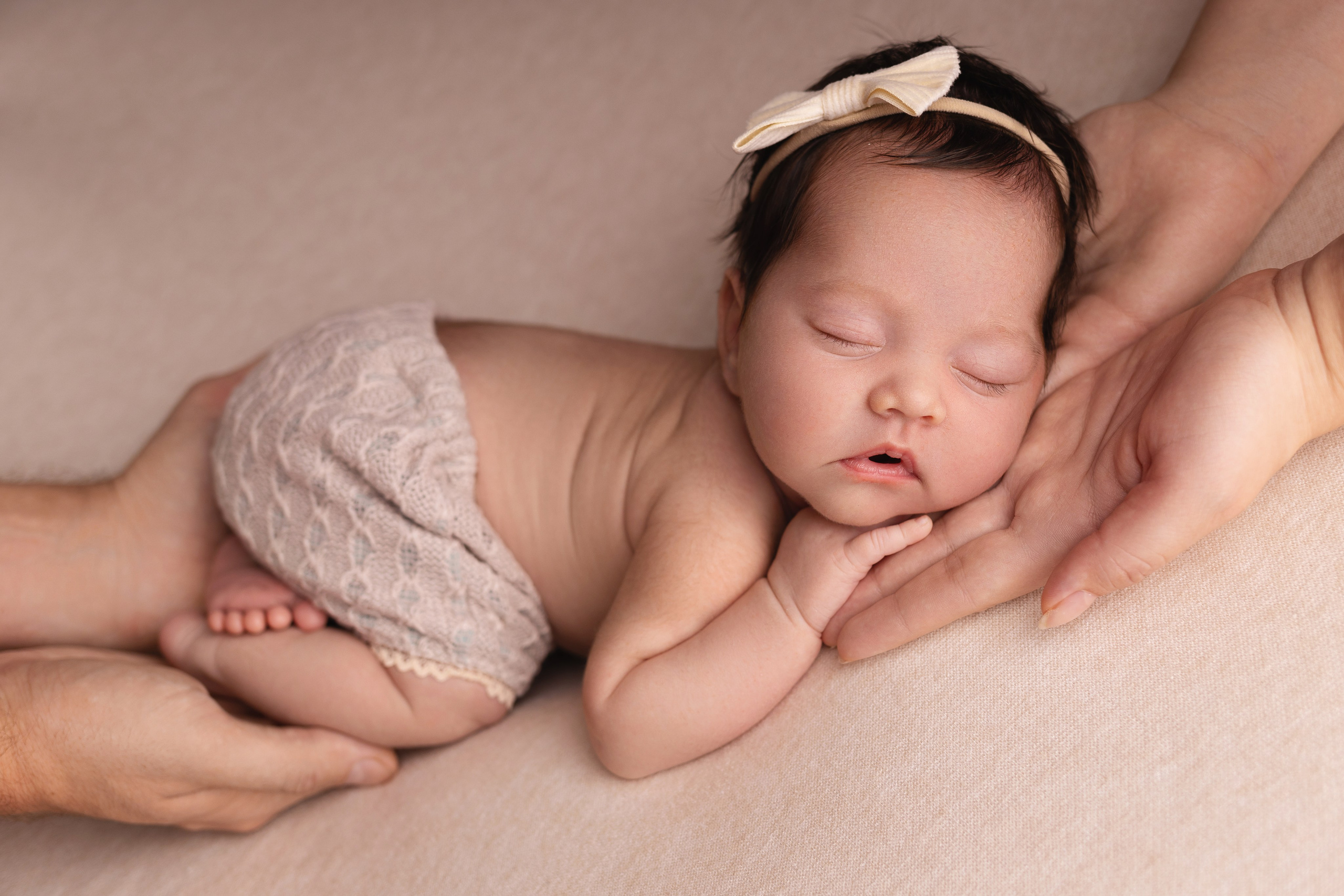 Классическая фотосессия малыша. Фотограф новорожденных малышей в Омске и Омской области Эльвира Камаева