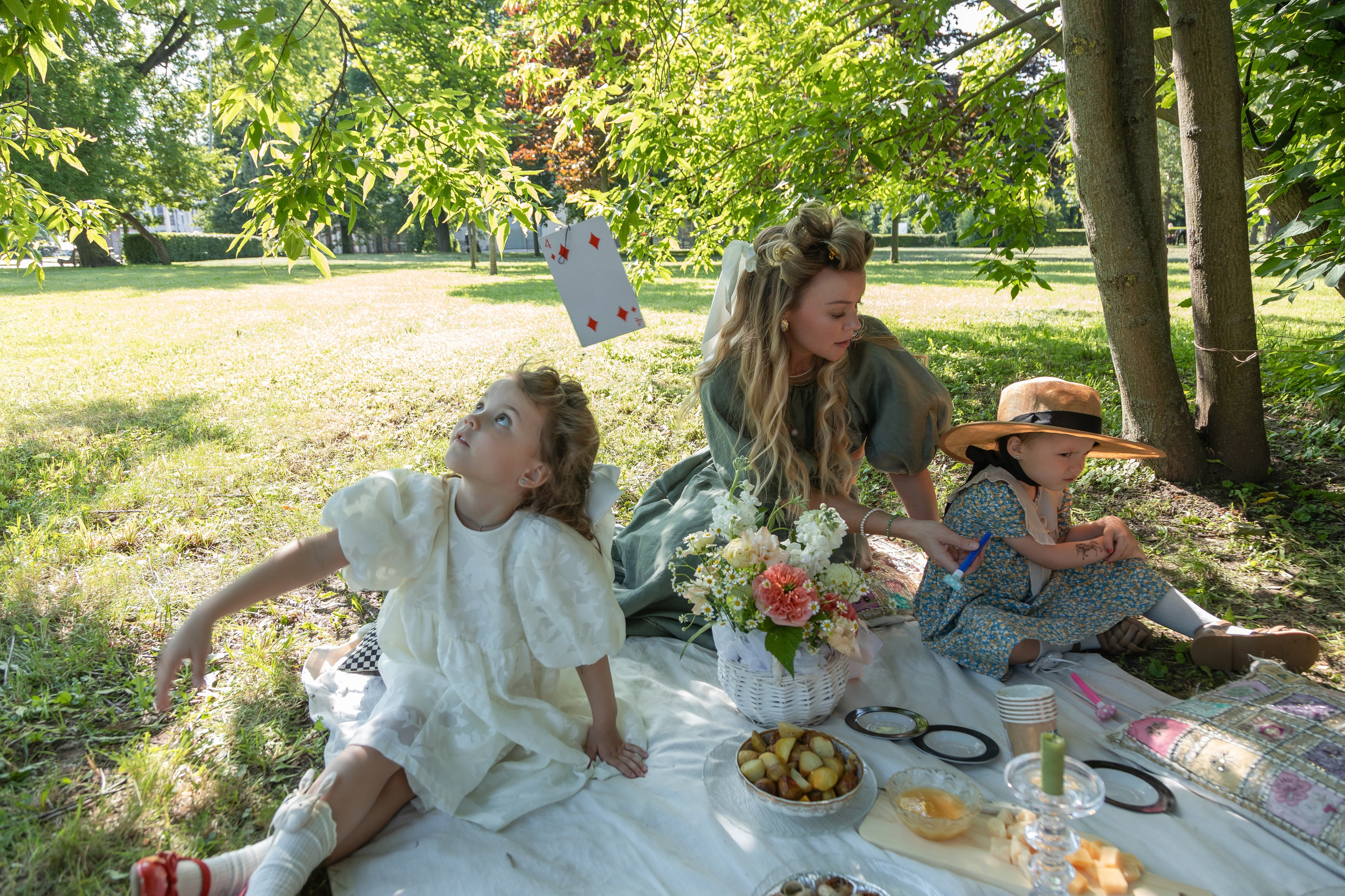 WONDERLAND. Главная