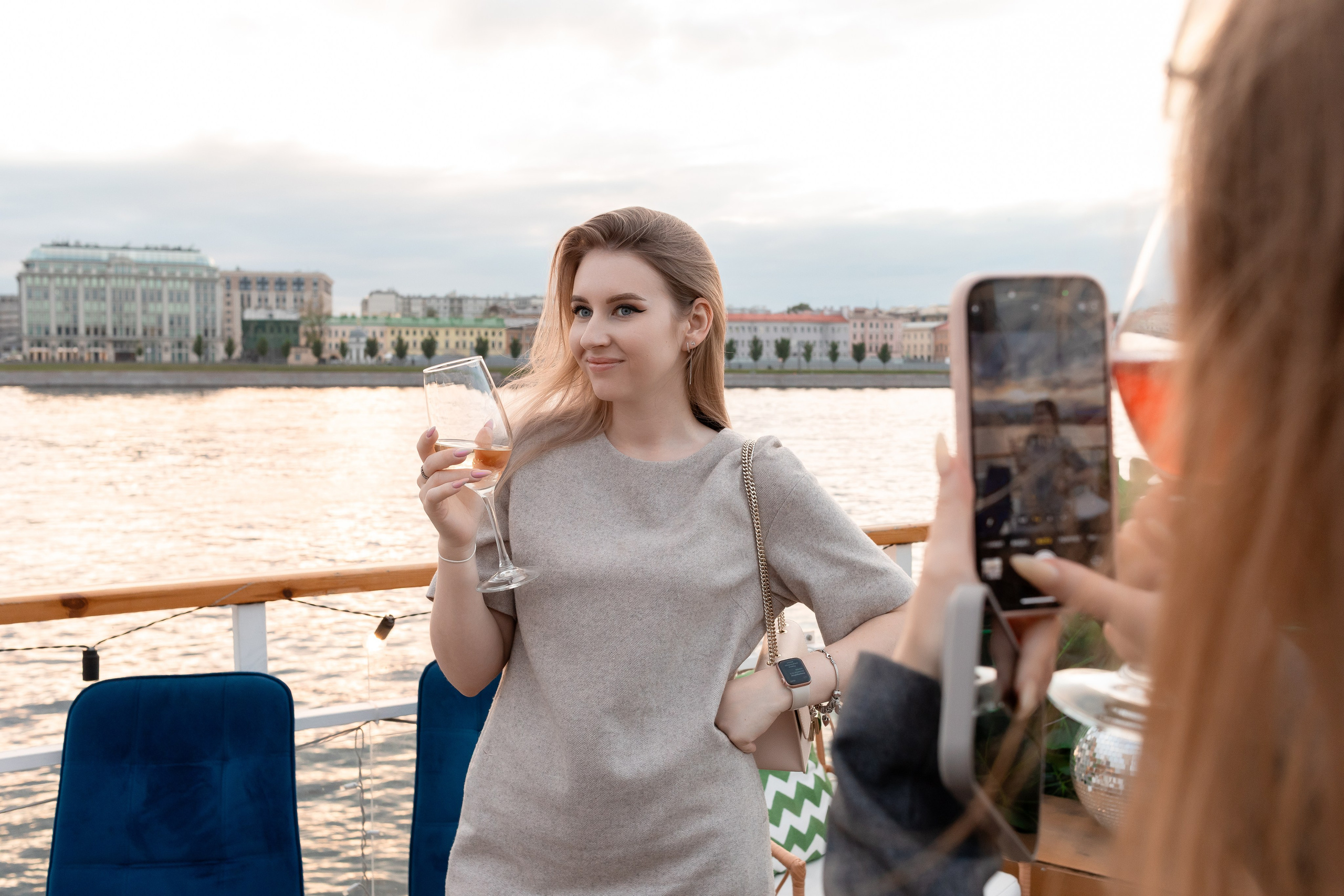 На воде. Главная