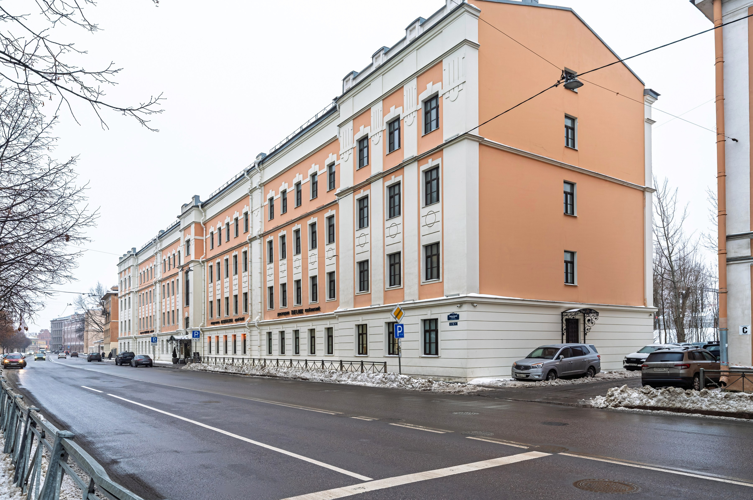 Классический номер отеля Acqualina. Интерьерный фотограф. Фото- видеосъемка недвижимости Санкт-Петербург