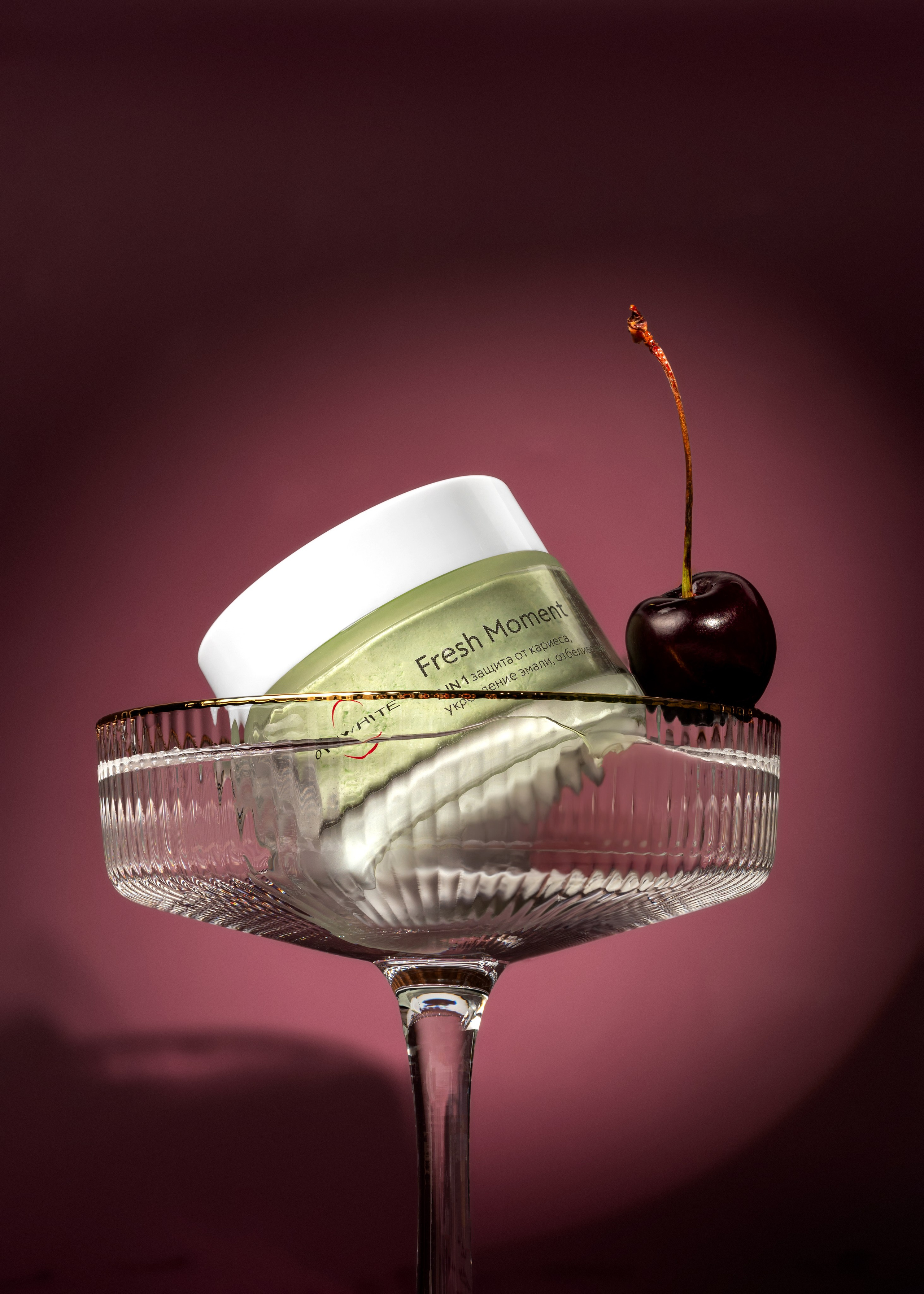 On White зубной порошок и мусс. Екатерина Лементуева фуд-фотограф, предметный фотограф, Новосибирск