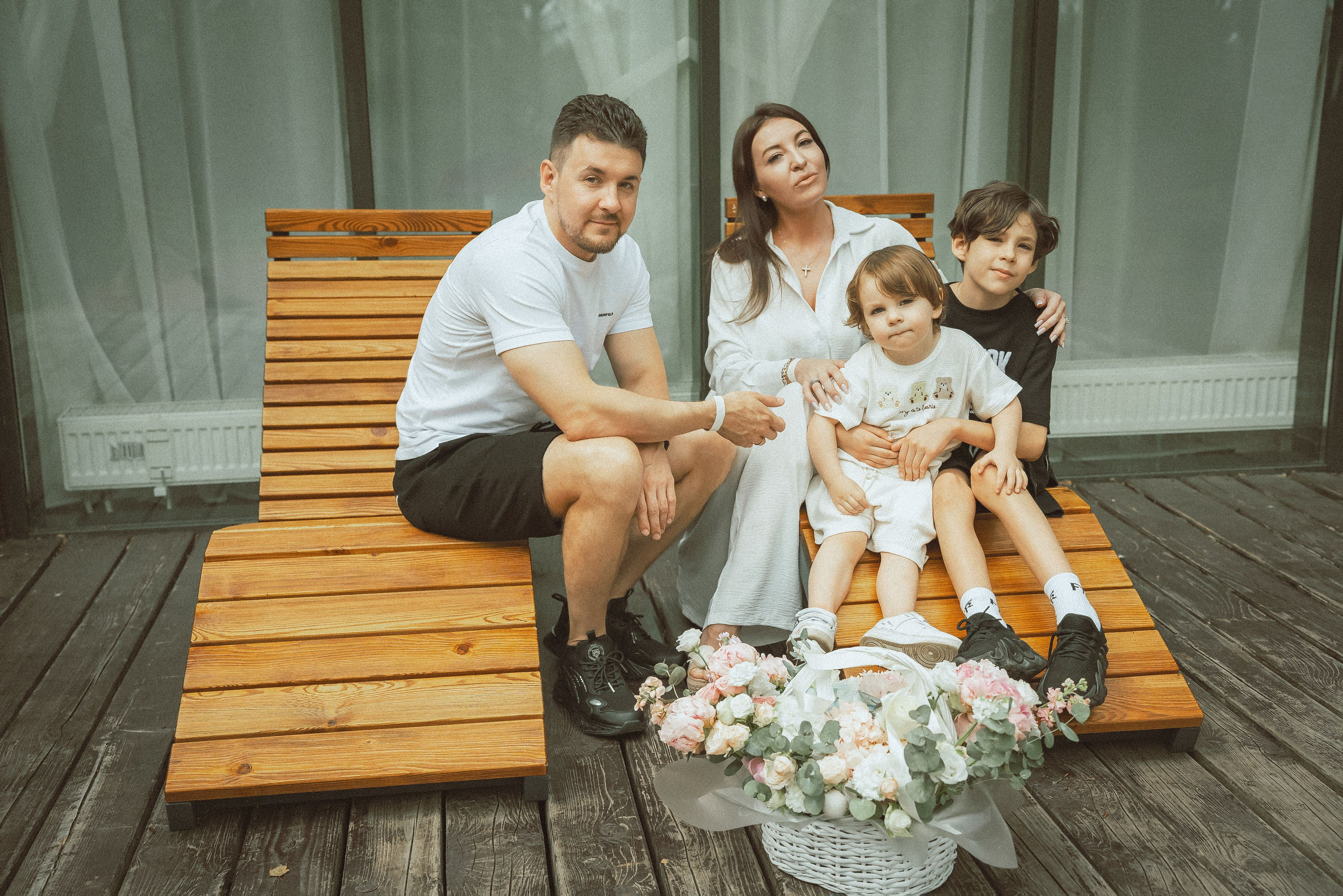 Ольга. Фотоссесия семьи и ее друзей на день рождение в загородном отеле «Барская усадьба». Фотограф Евгений Егоров