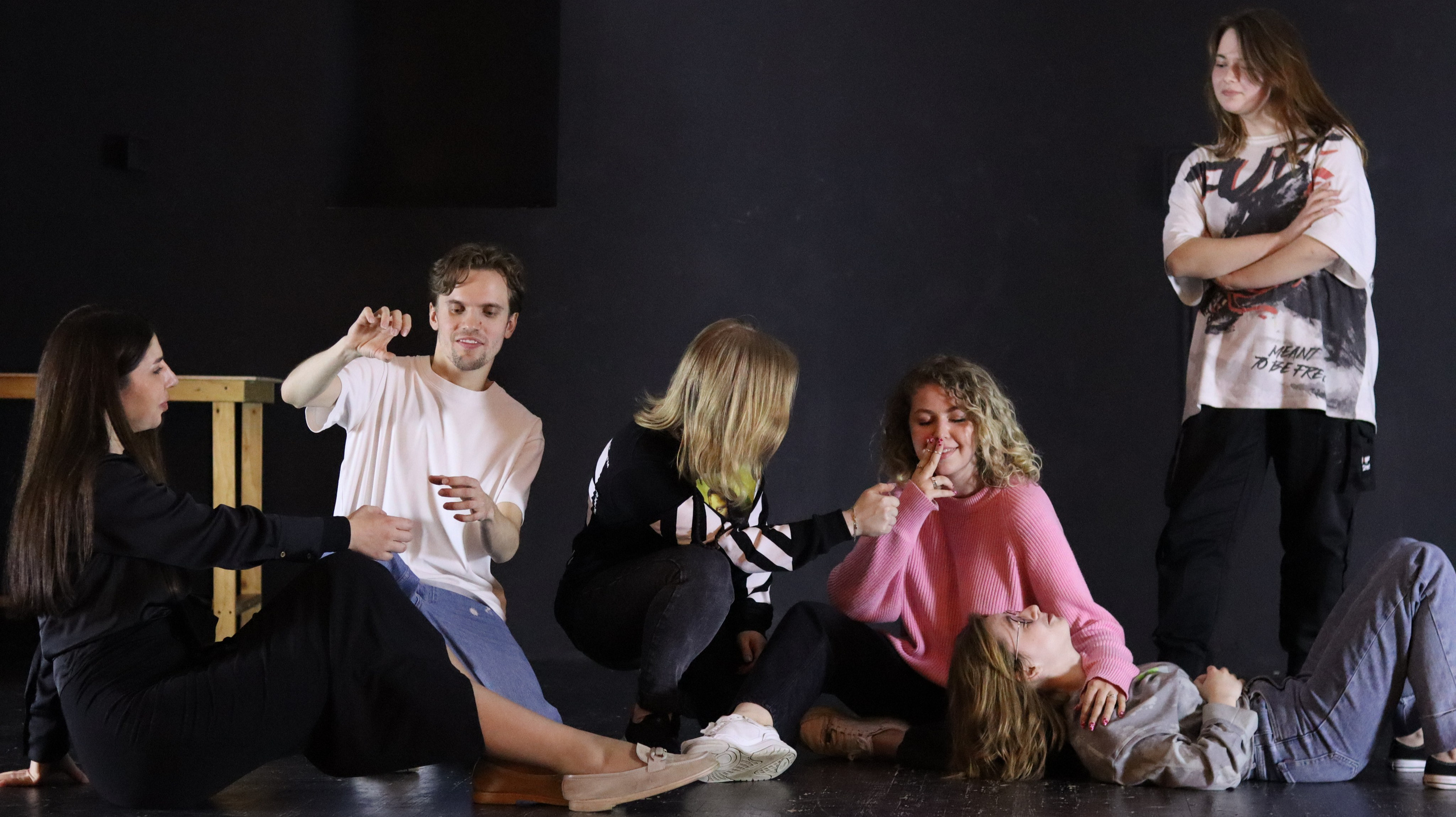 Занятия. Don't Play School