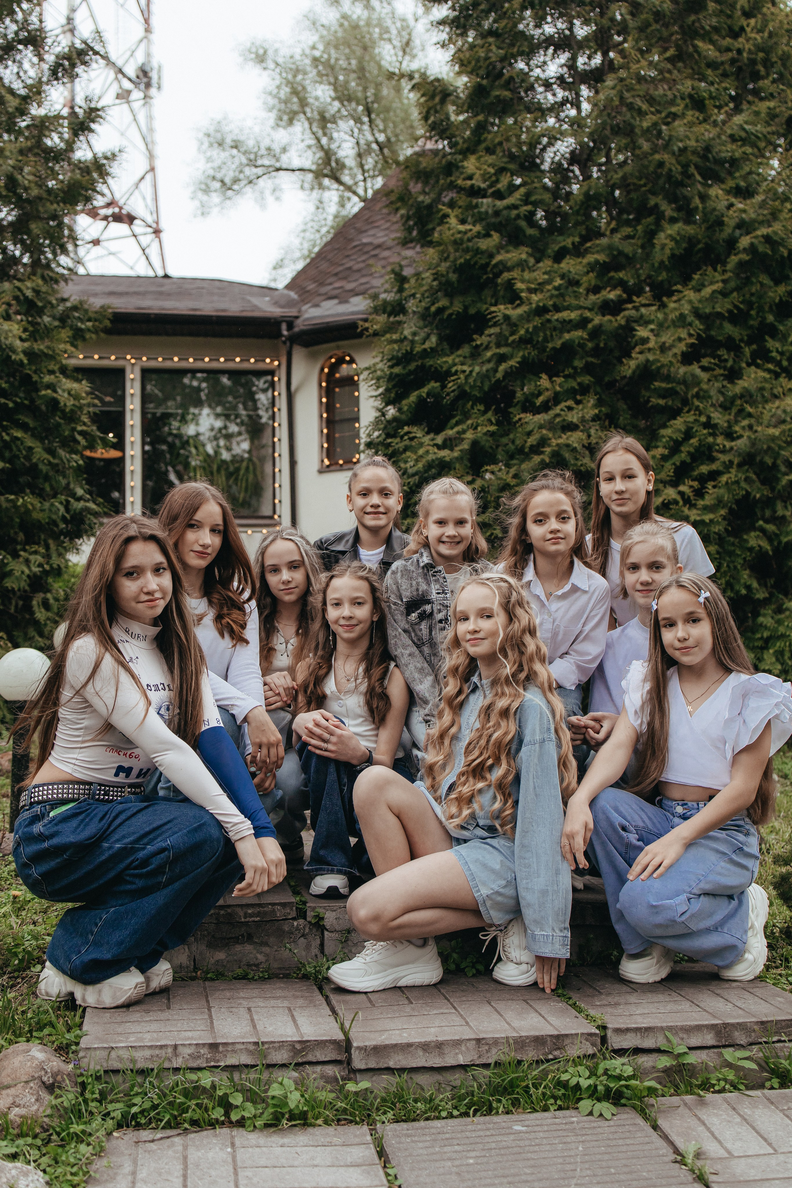 День рождения в компании девочек гимнасток. Семейный фотограф в Москве, Щелково, Фрязино _ Виктория Степанова