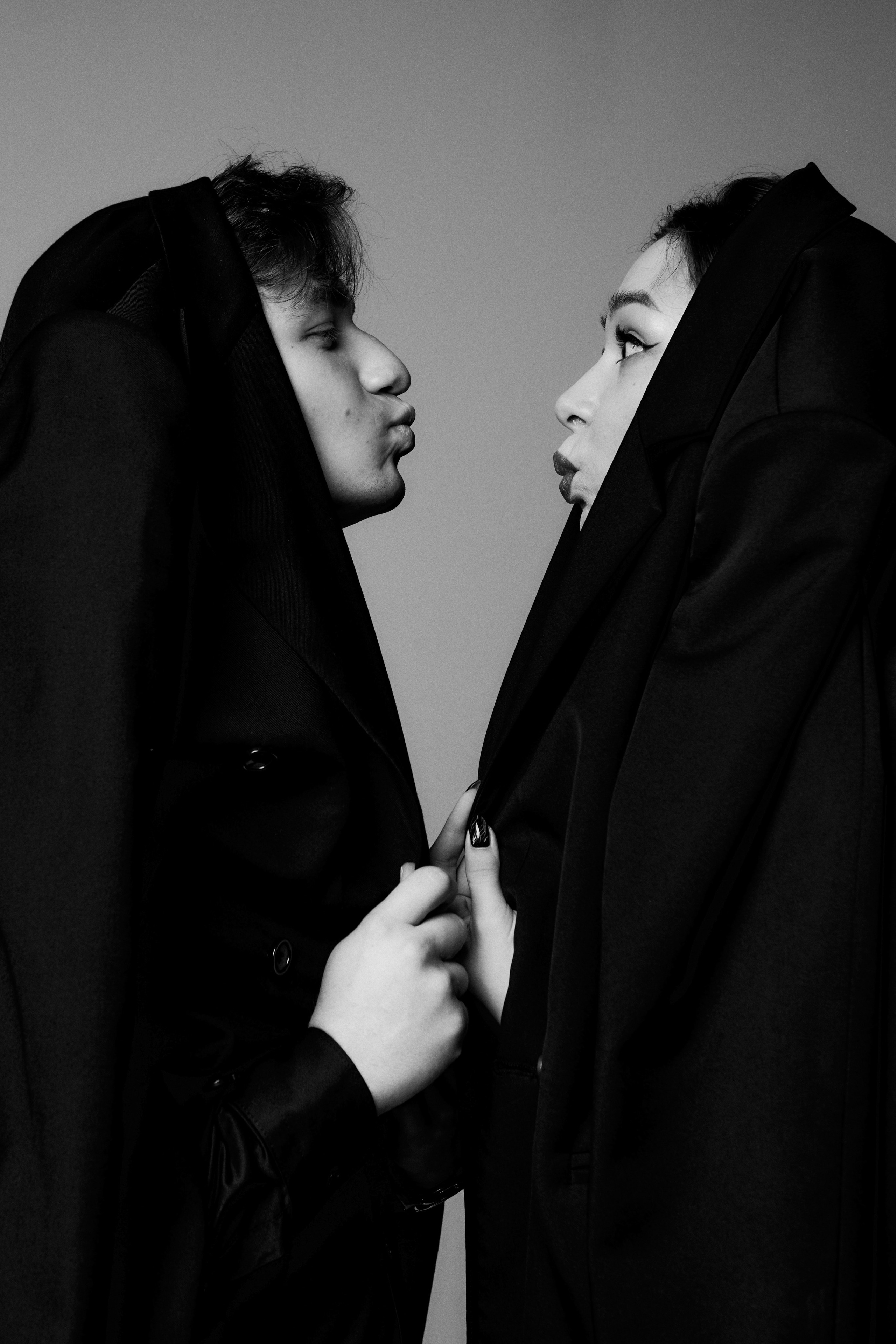 Фотосессия для влюбленной пары в студии в Москве