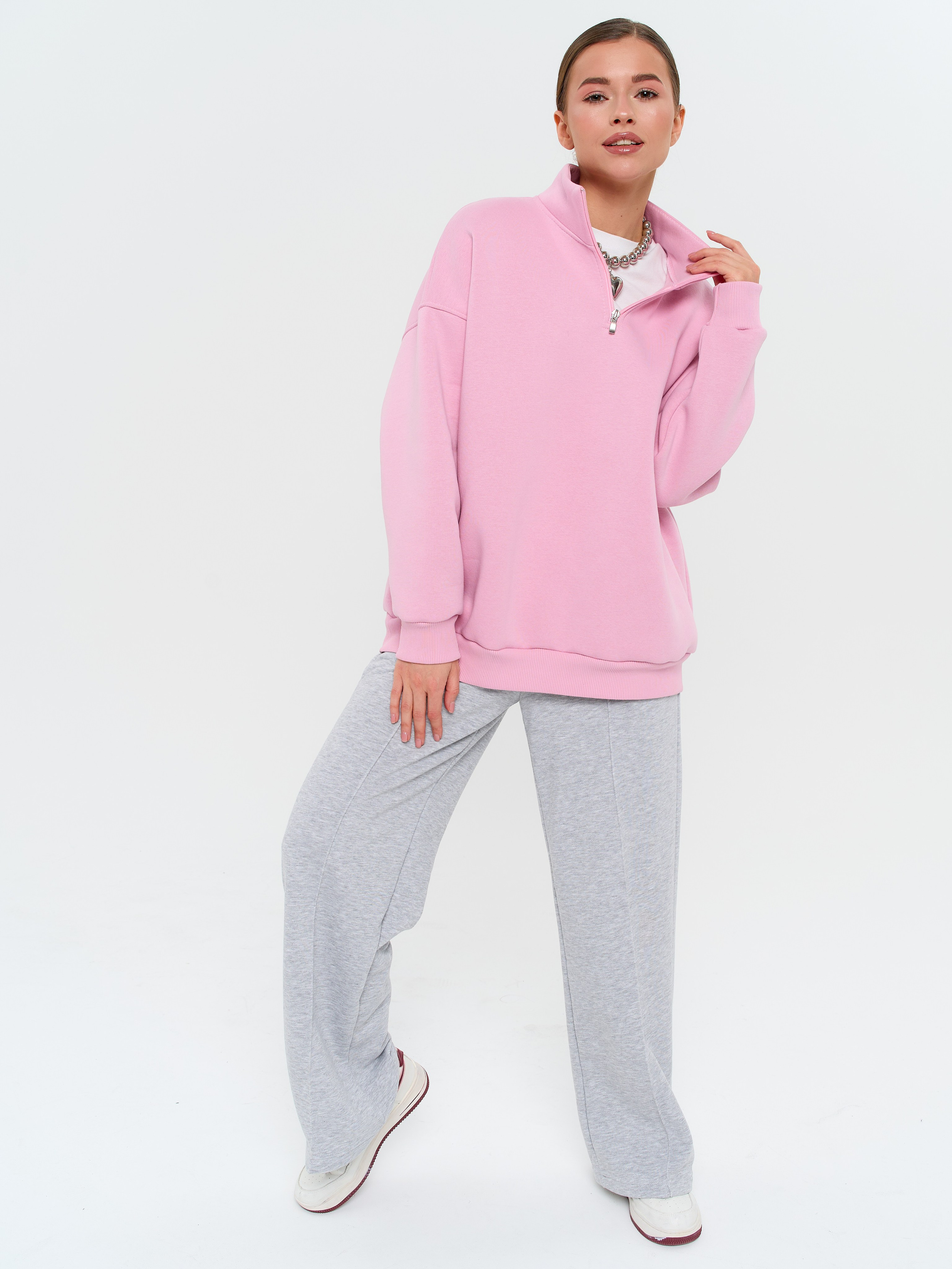 Свитшот. Фотограф для маркетплейсов в Москве