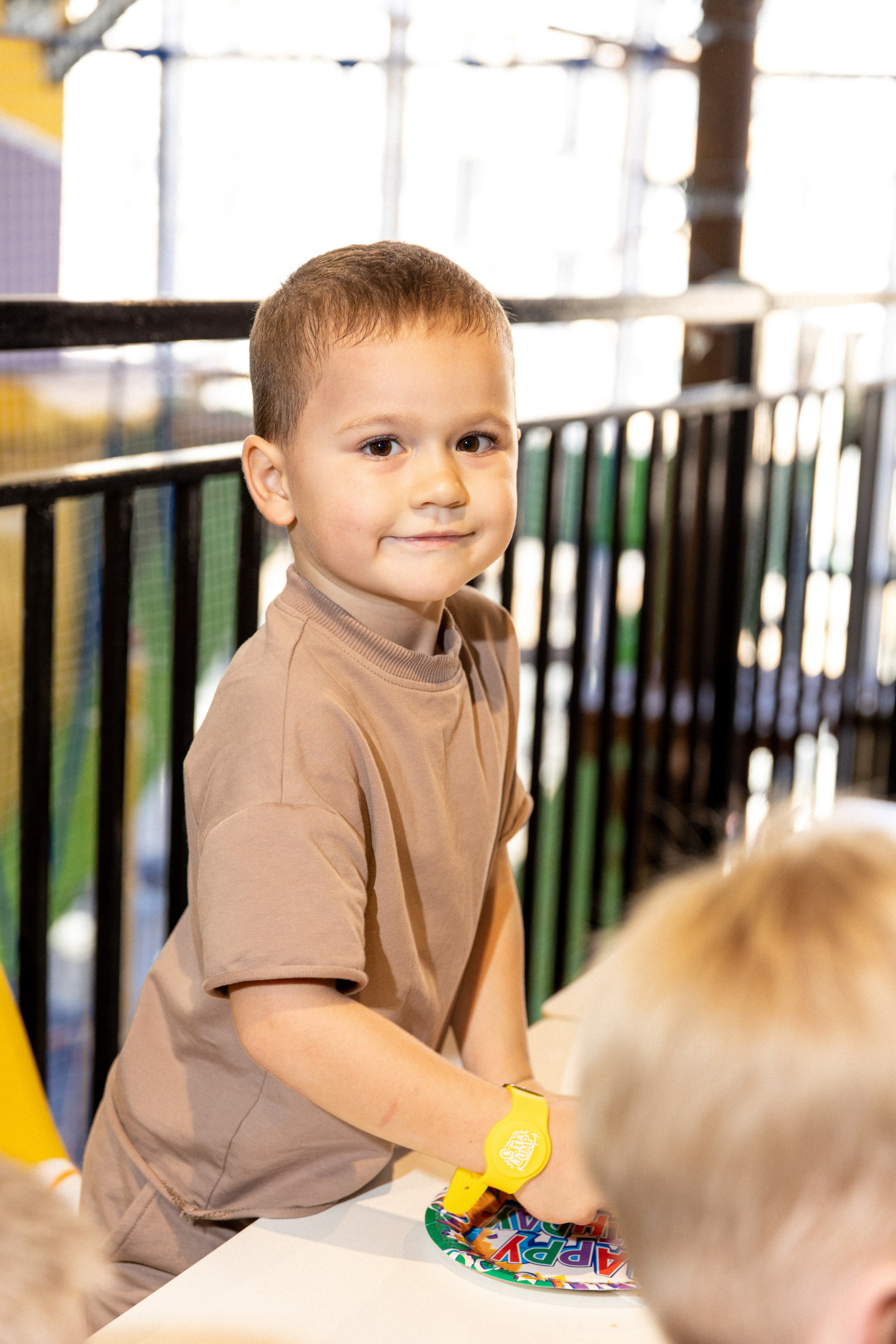 День рождение Артема в CityJump. Выпускные альбомы во Владивостоке