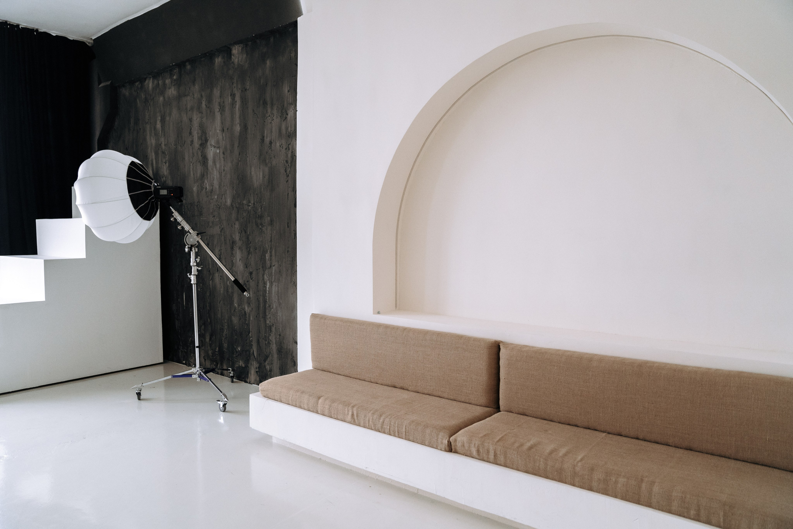 Room 2. Фотостудия MEL Новороссийск | Подкаст-студия