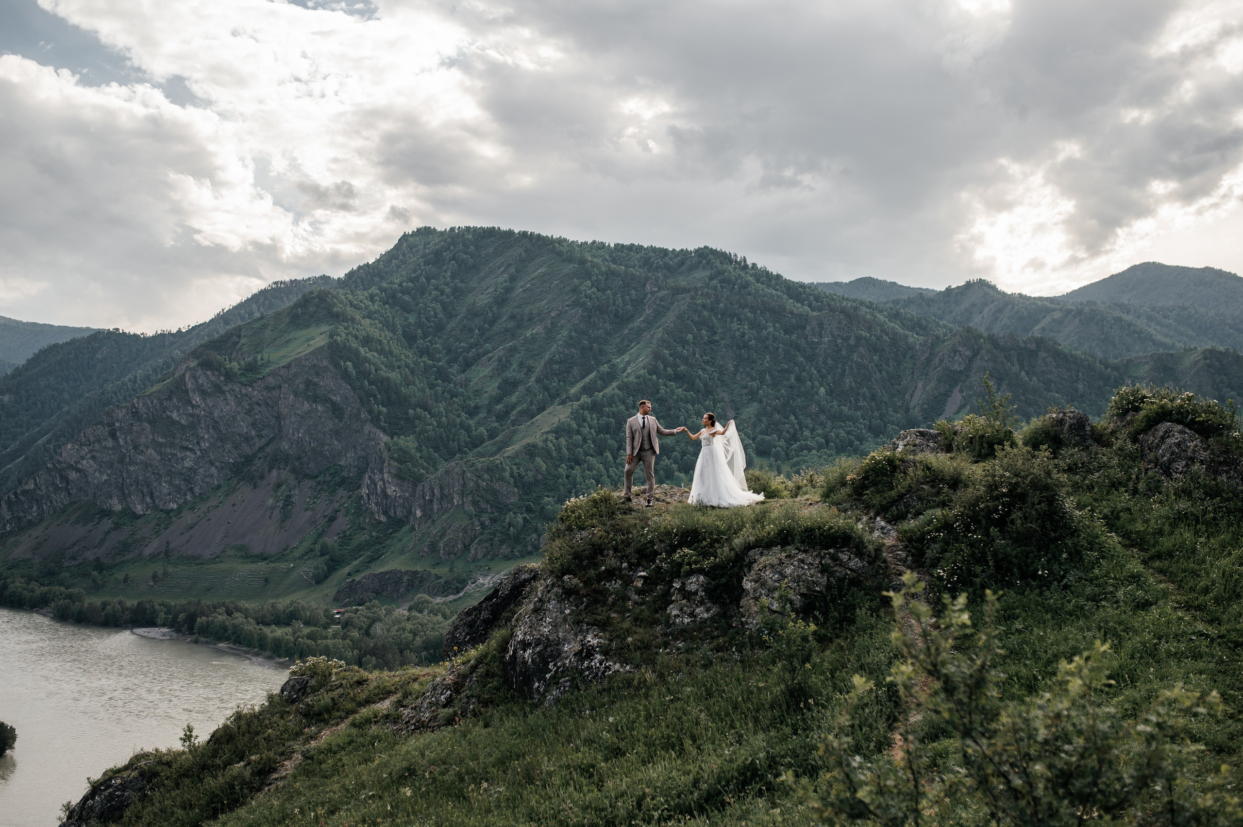 Свадебная  съемка на Алтае