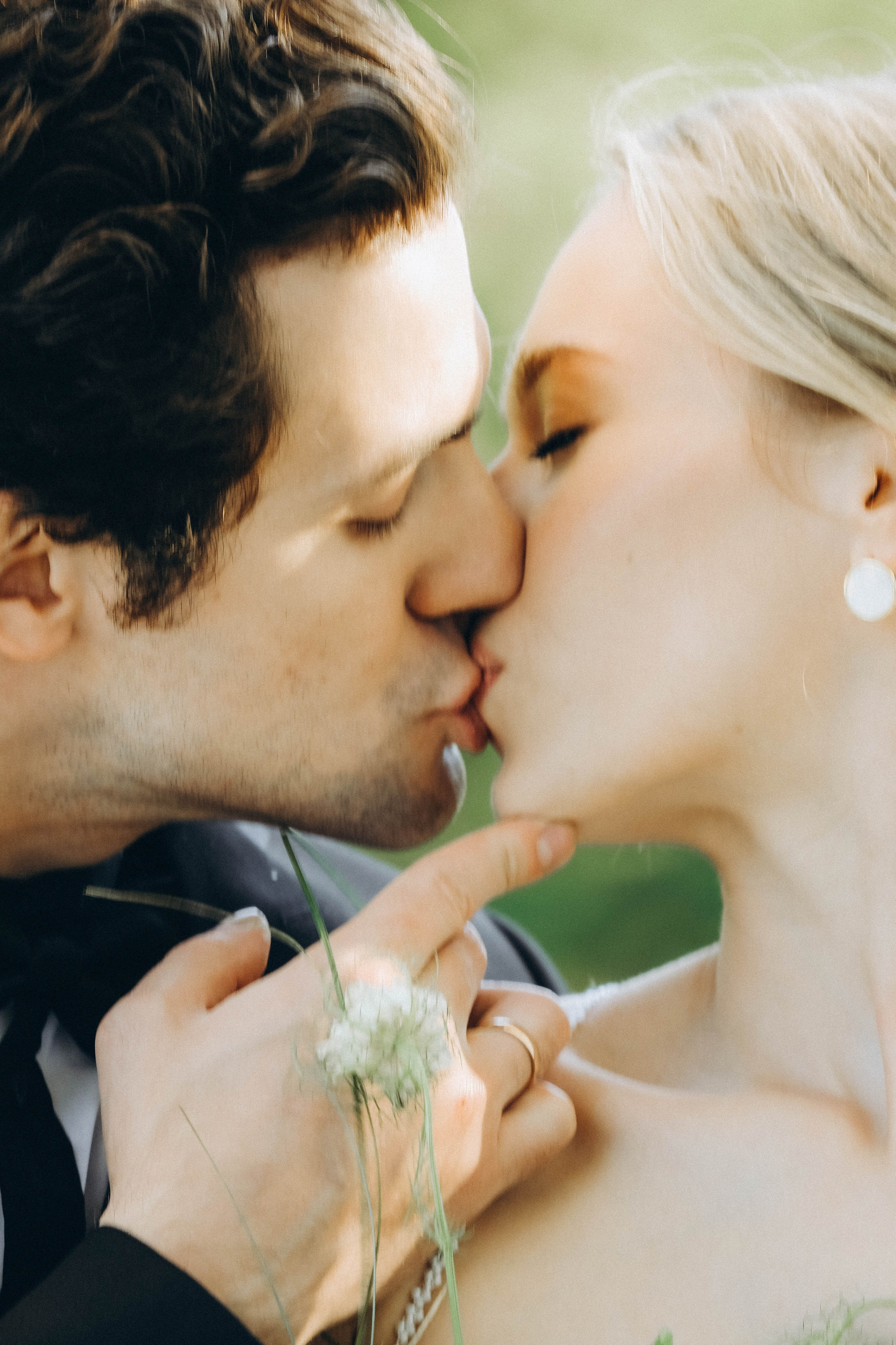 СВАДЕБНАЯ СЬЕМКА В ПАРКЕ ОРАНИЕНБАУМ. Профессиональный фотограф, Санкт-Петербург — Виктория Богомолова