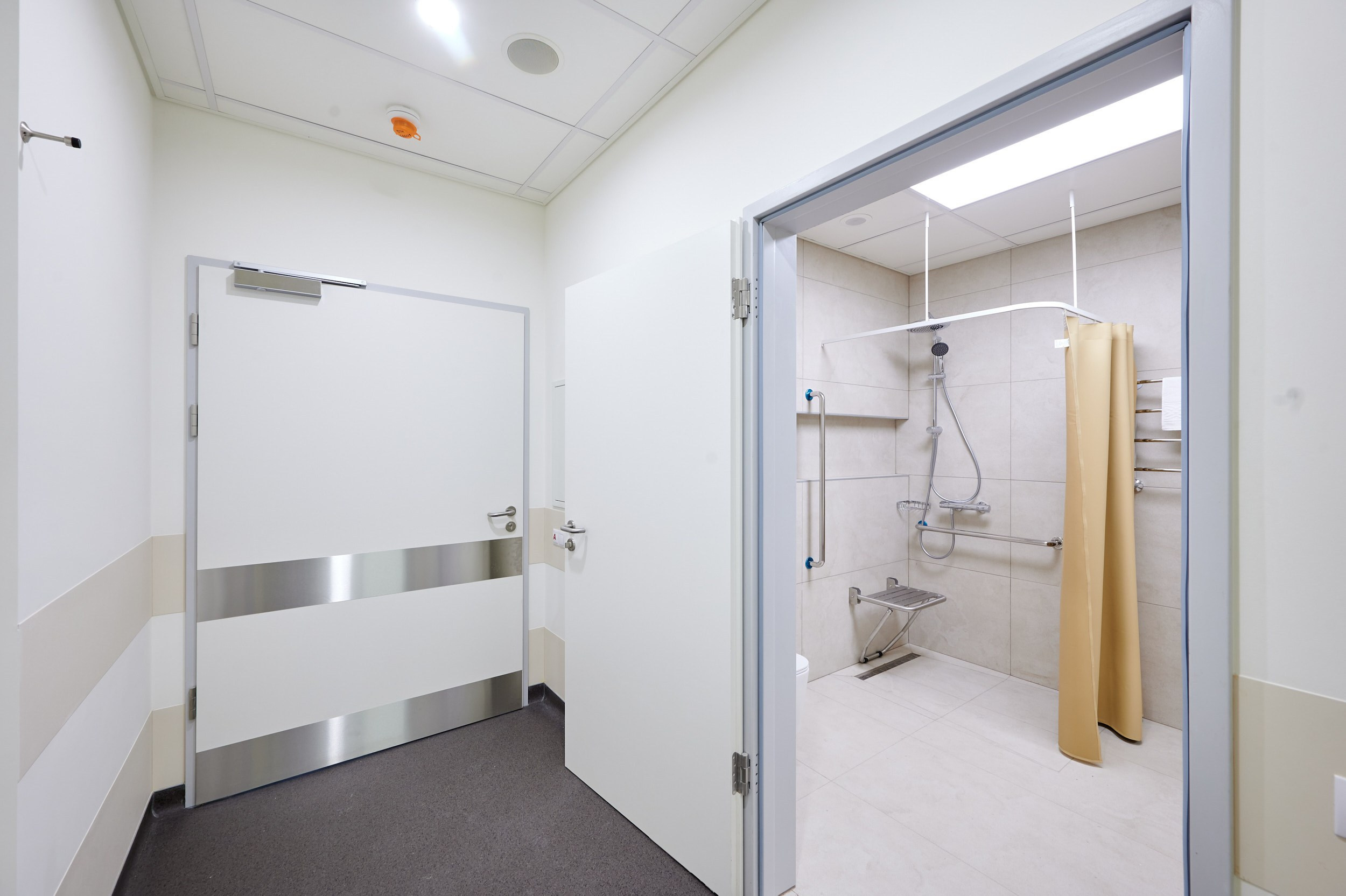 Клиники и салоны. Герман Лепёхин коммерческий фотограф в Москве: репортаж, портреты, интерьеры, производство