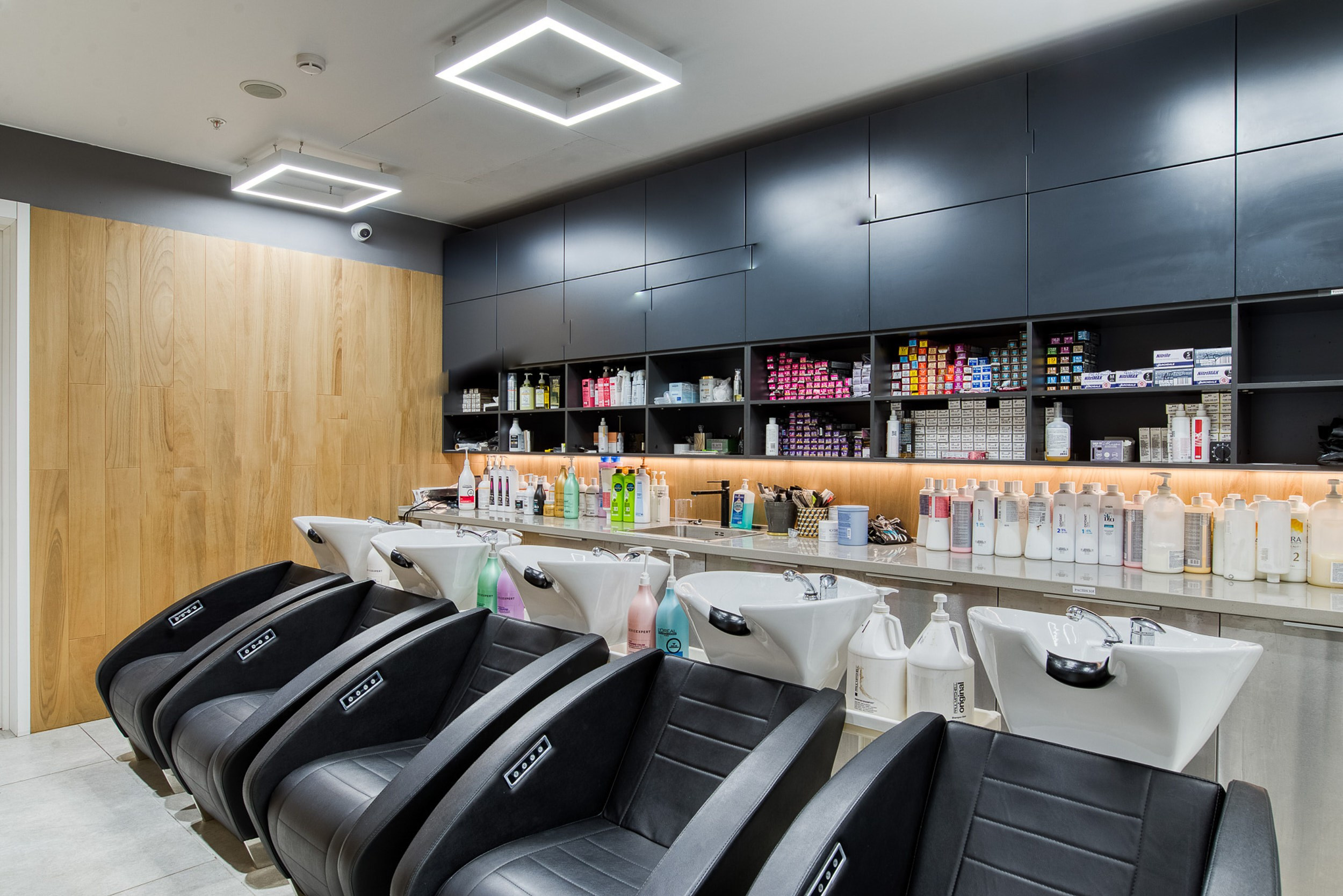 Клиники и салоны. Герман Лепёхин коммерческий фотограф в Москве: репортаж, портреты, интерьеры, производство