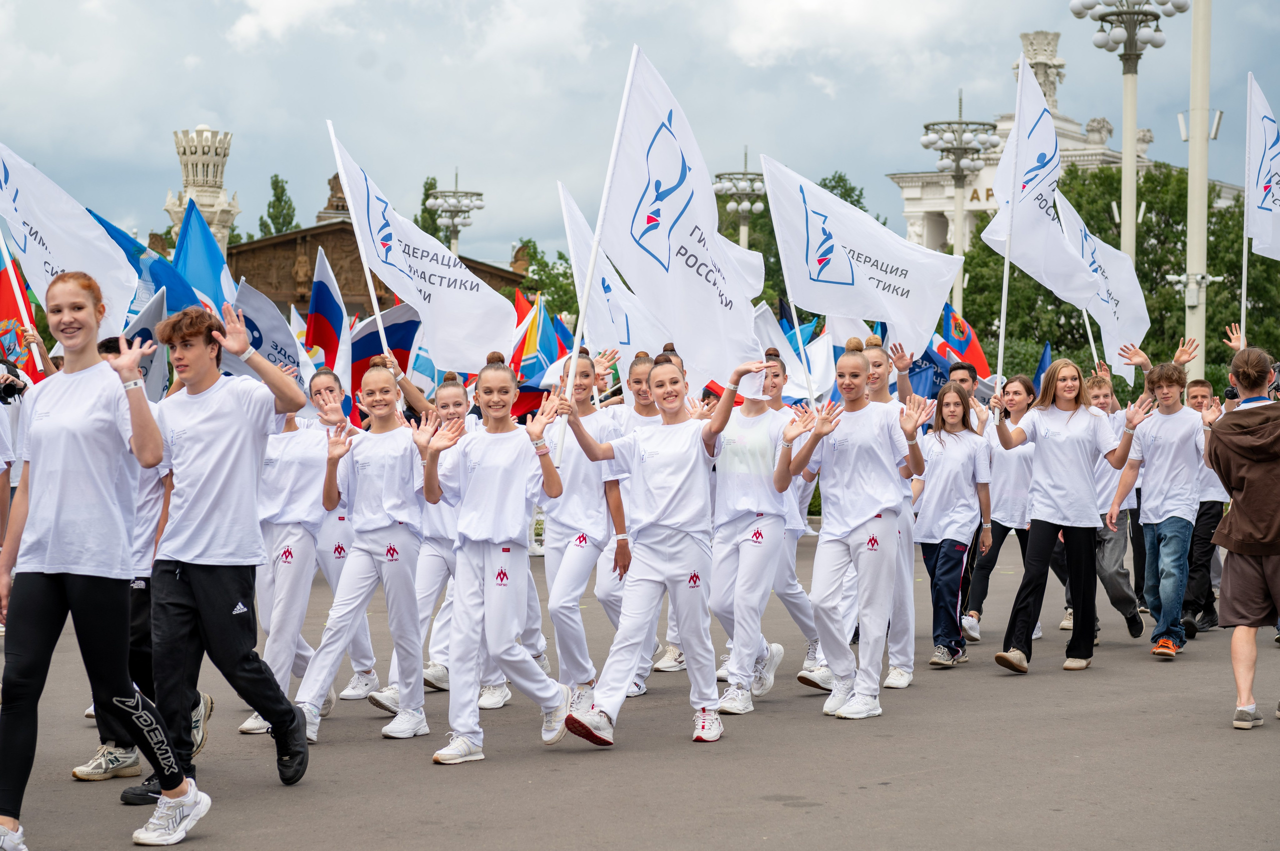 Спортивное шествие посвященное Дню физкультурника!. Детский и семейный фотограф г. Москва Оксана Катаджи