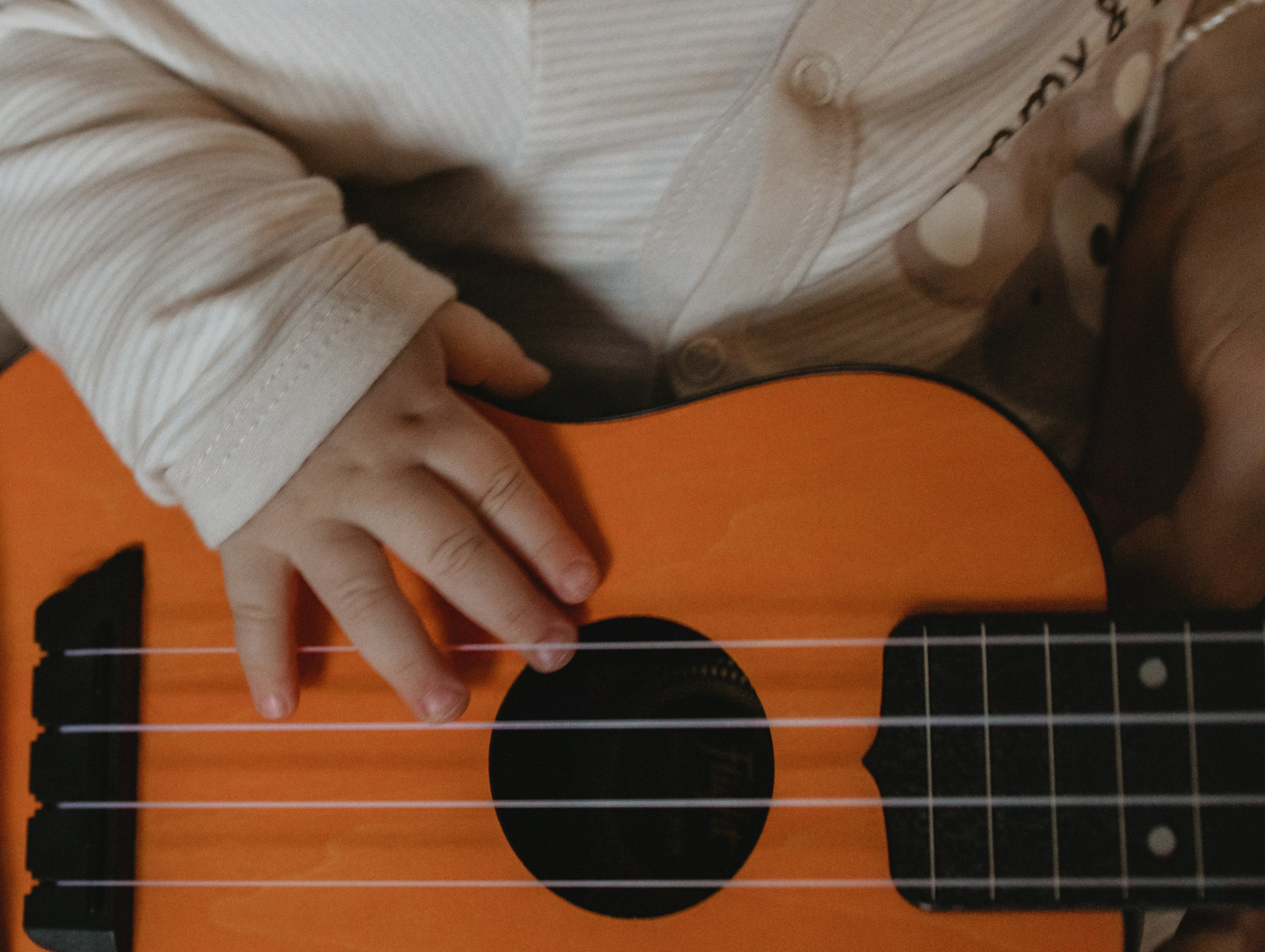 Таня успешно совмещает роль создателя эстетичных украшений, жены и мамы сыночка. Фотограф беременности и новорождённых в Набережных Челнах