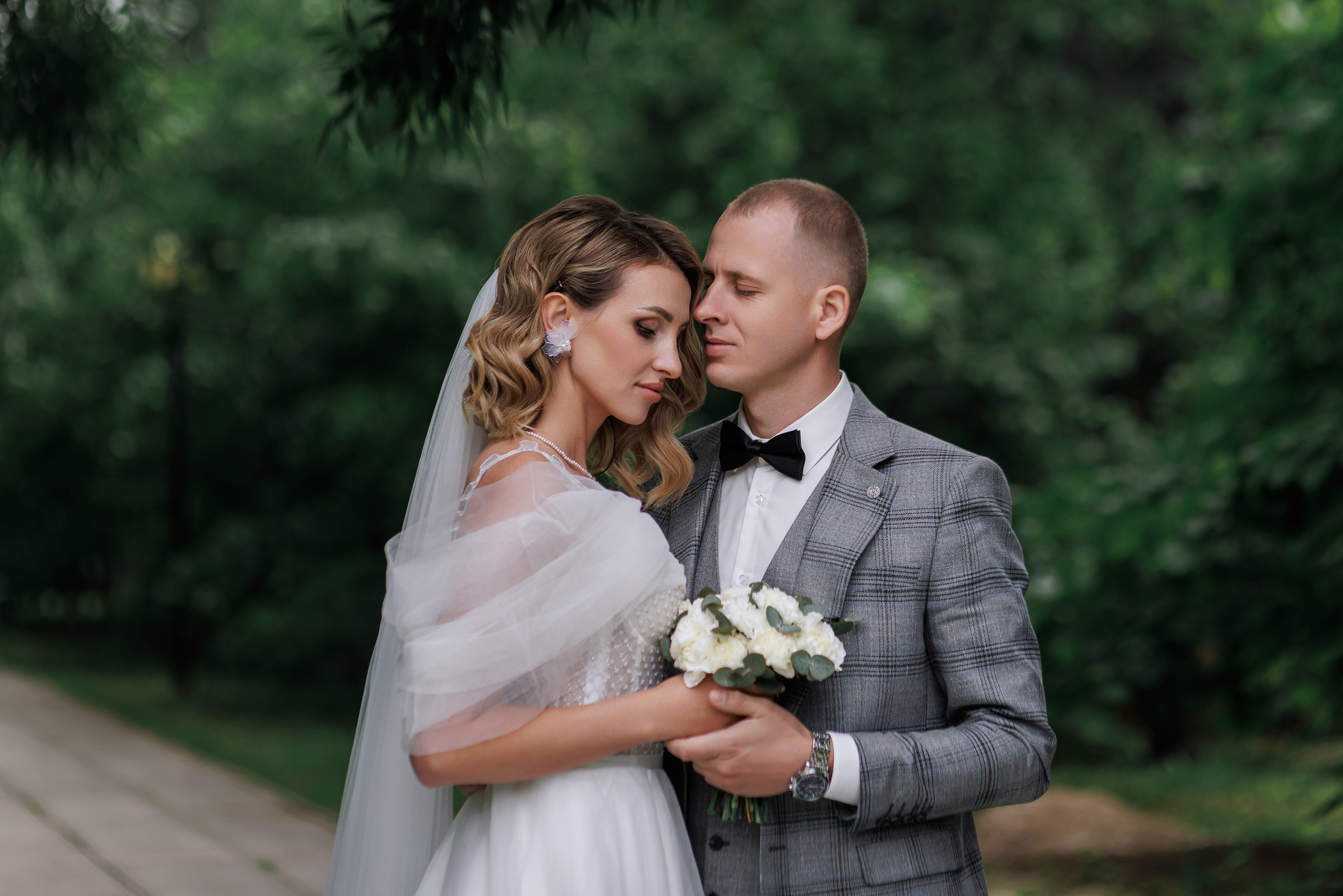 Яков и Валерия. Свадебный фотограф в Омске Яна Савина