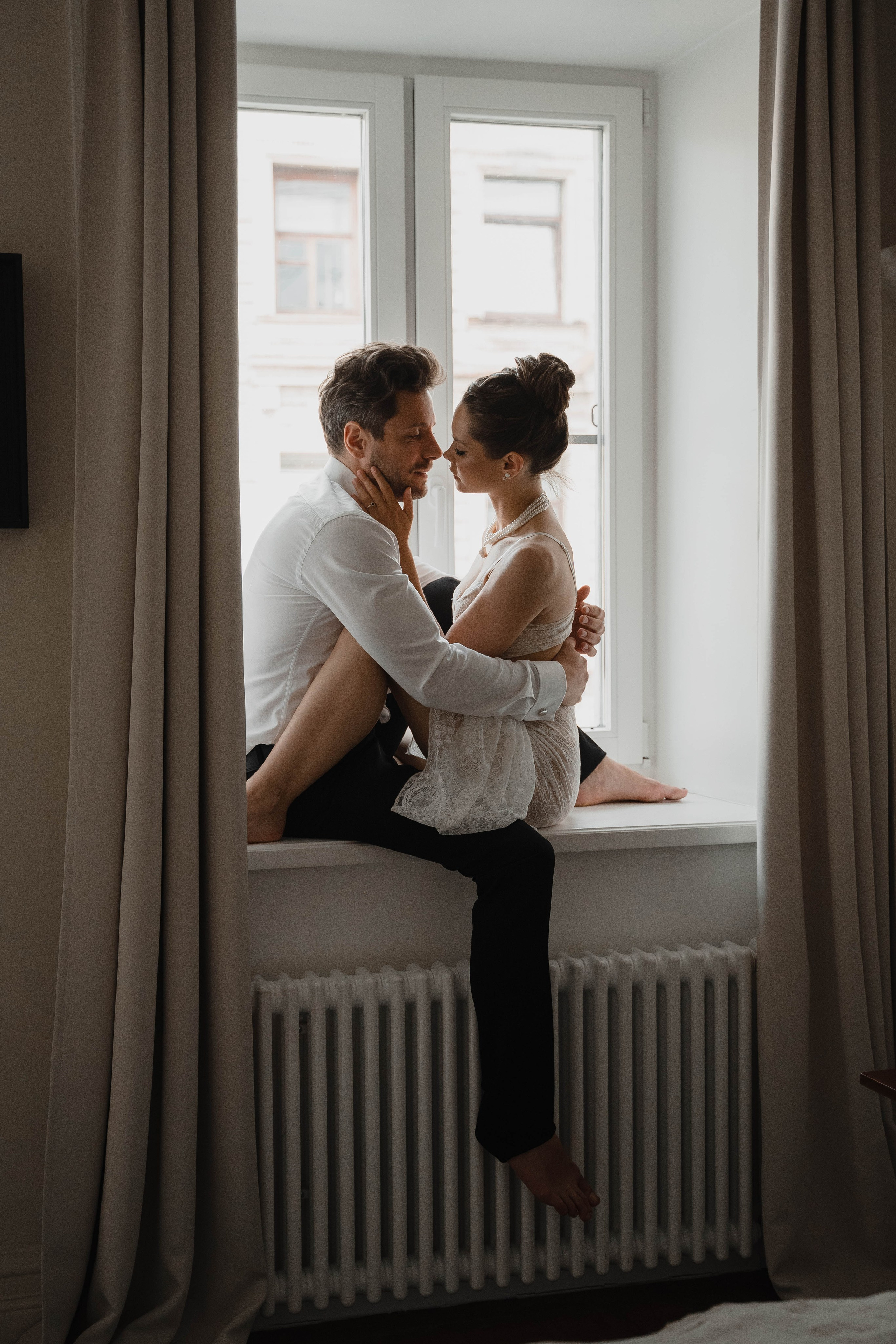 Совместные сборы в одной квартире…. Свадебный фотограф Казань Анастасия Доле