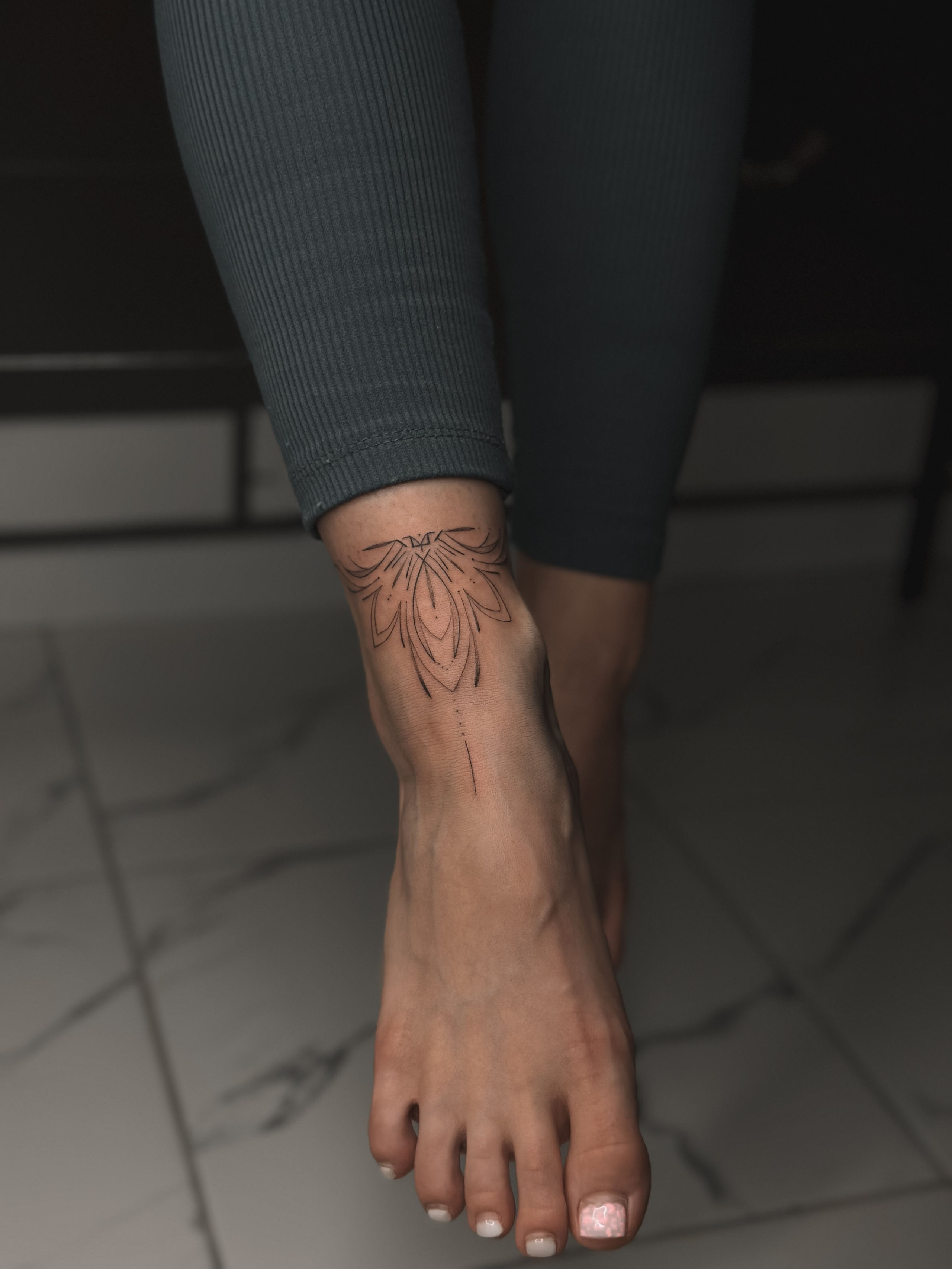 Сеанс тату. Тату мастер Новосибирск