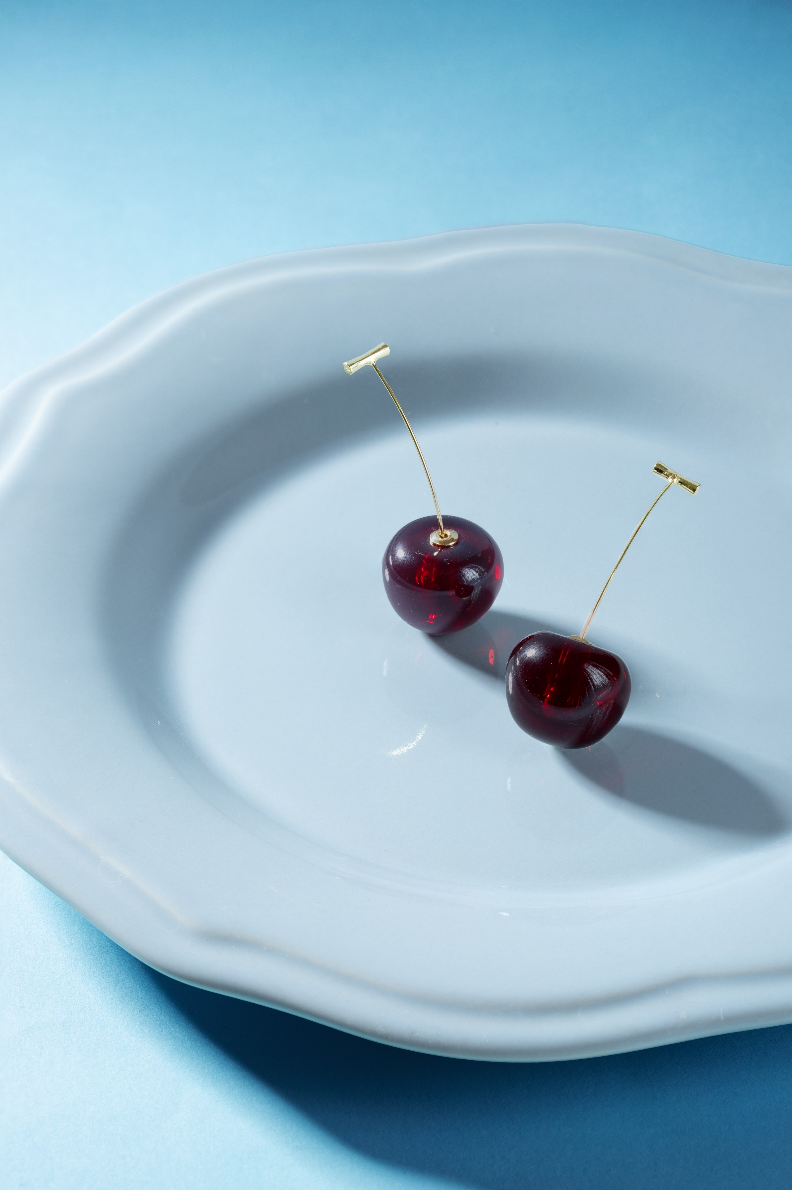 Украшения, бижутерия, часы. Предметный фотограф в Москве Мария Игнатенко. Нейрофото, ретушь, сет-дизайн