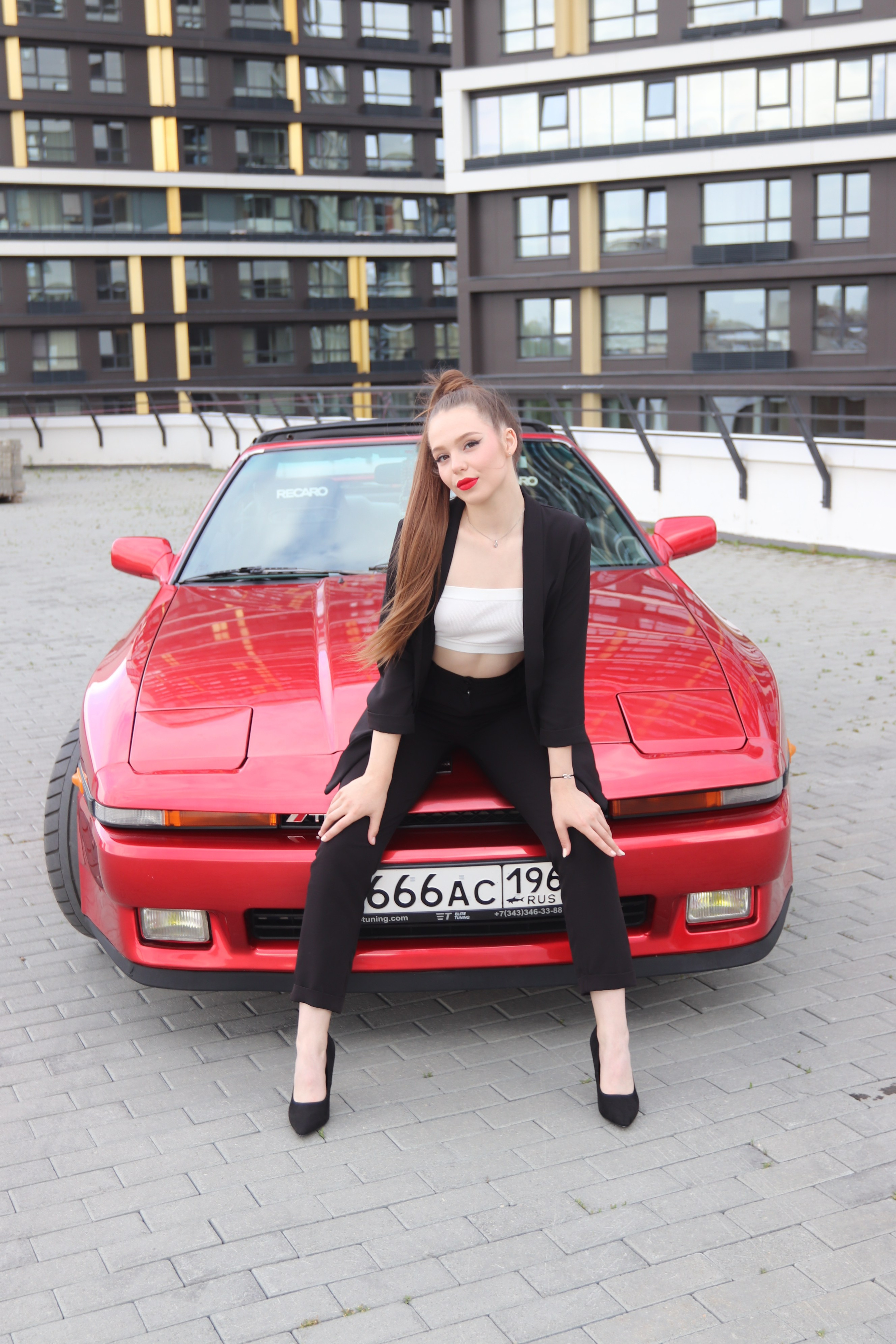 Кабриолет, фото в кабриолете, старинная машина, спортивная машина. Свадебный, семейный, женский и детский фотограф из Екатеринбурга