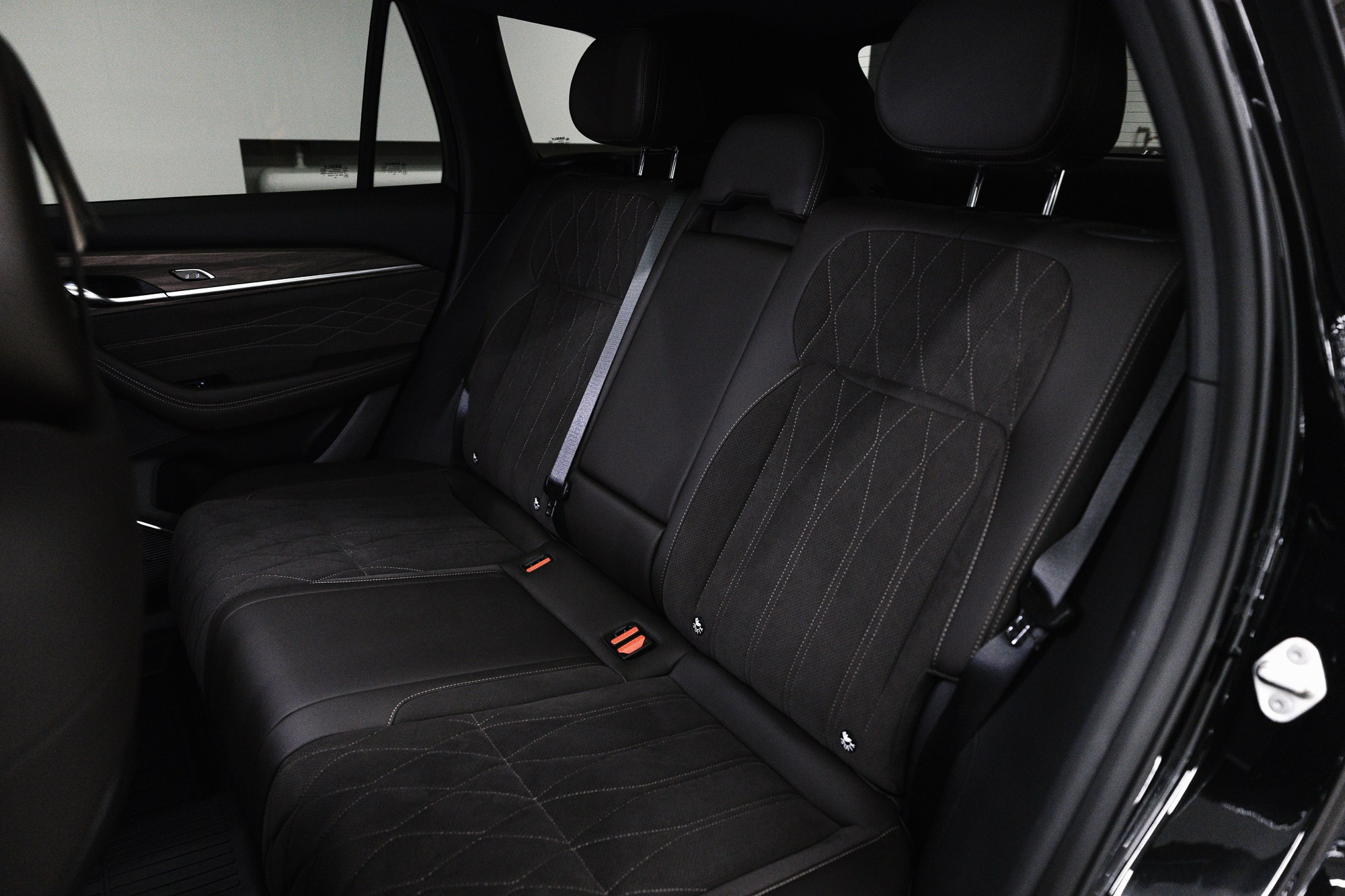 Geely Monjaro 2.0 4WD AT (238 л. с.). Автосалон «Х-Авто»