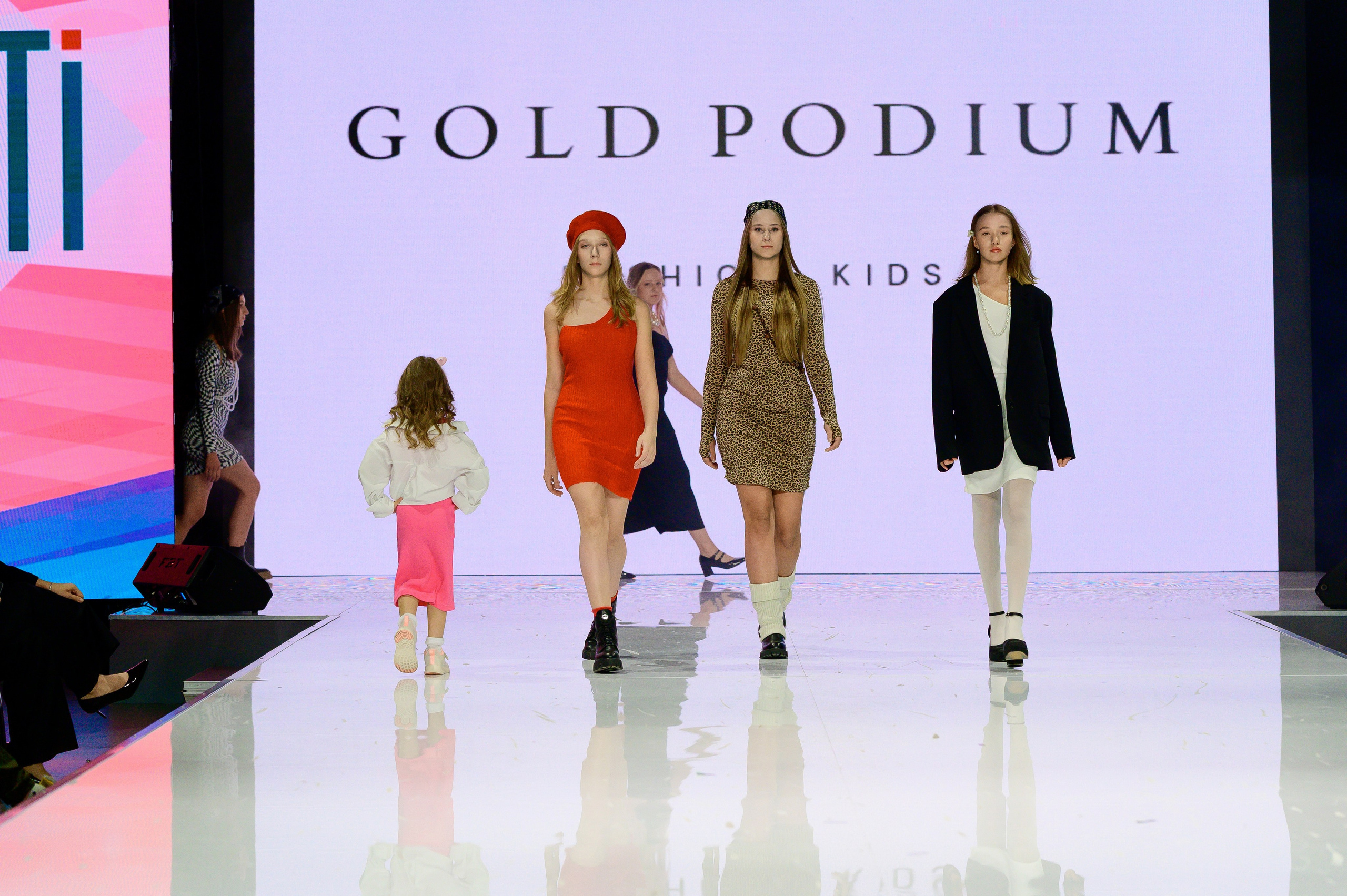 @bti_beltexindustry. Фотоуслуги, услуги фотографа, фотографирование важных событий