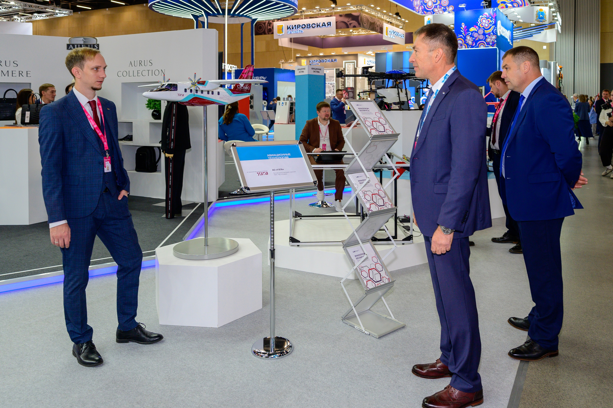 BigindustrialweekBelarus. Фотоуслуги, услуги фотографа, фотографирование важных событий