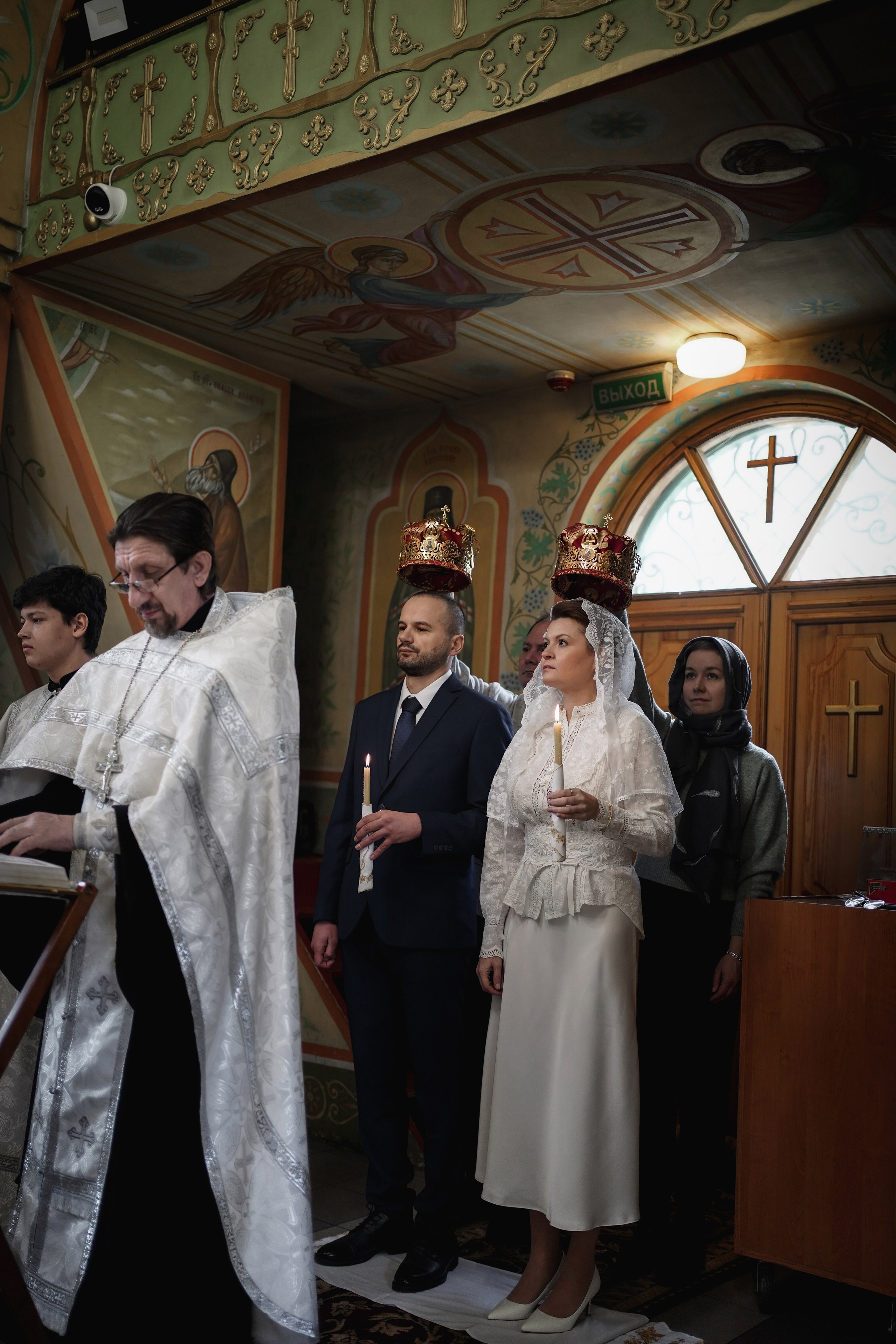 Венчание в Троицком храме. Свадебный фотограф в Ростове-на-Дону. Таинство Крещения и Венчания, семейные фотосессии. Алёна Чёботова